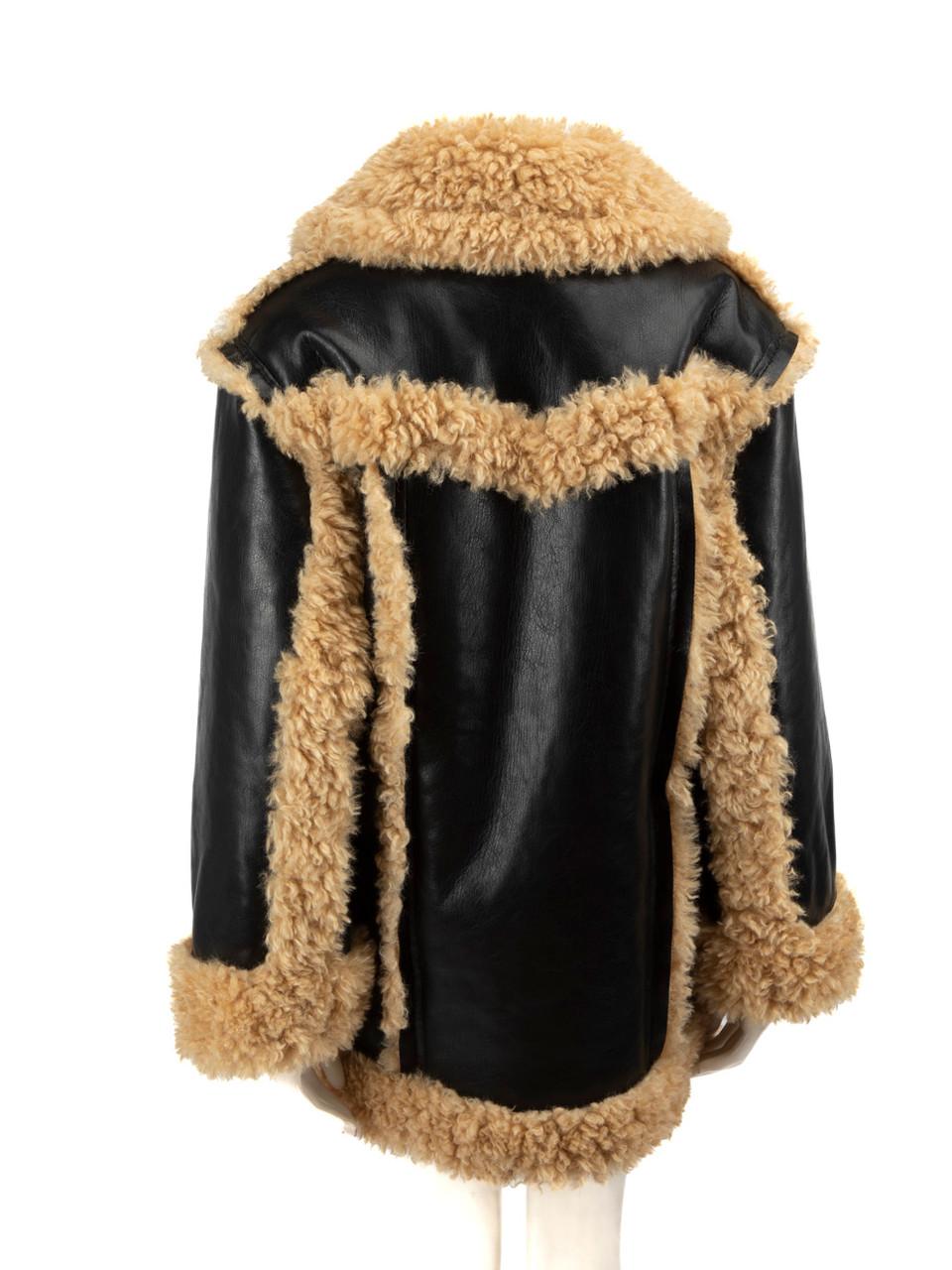 Beige Stand Studio A Manteau surdimensionné en cuir végétal noir Taille S en vente