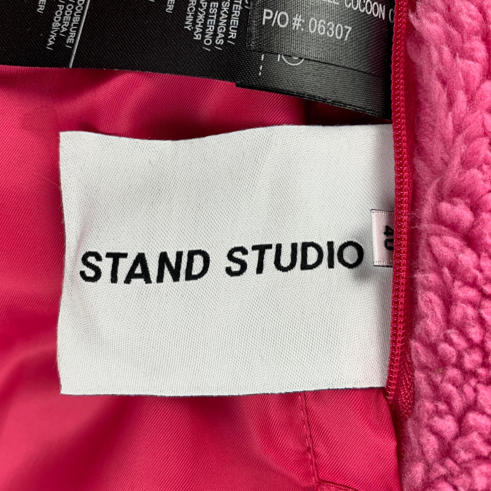 STAND STUDIO Size M Pink Faux Fur Notch Lapel Coat In Good Condition In San Francisco, CA