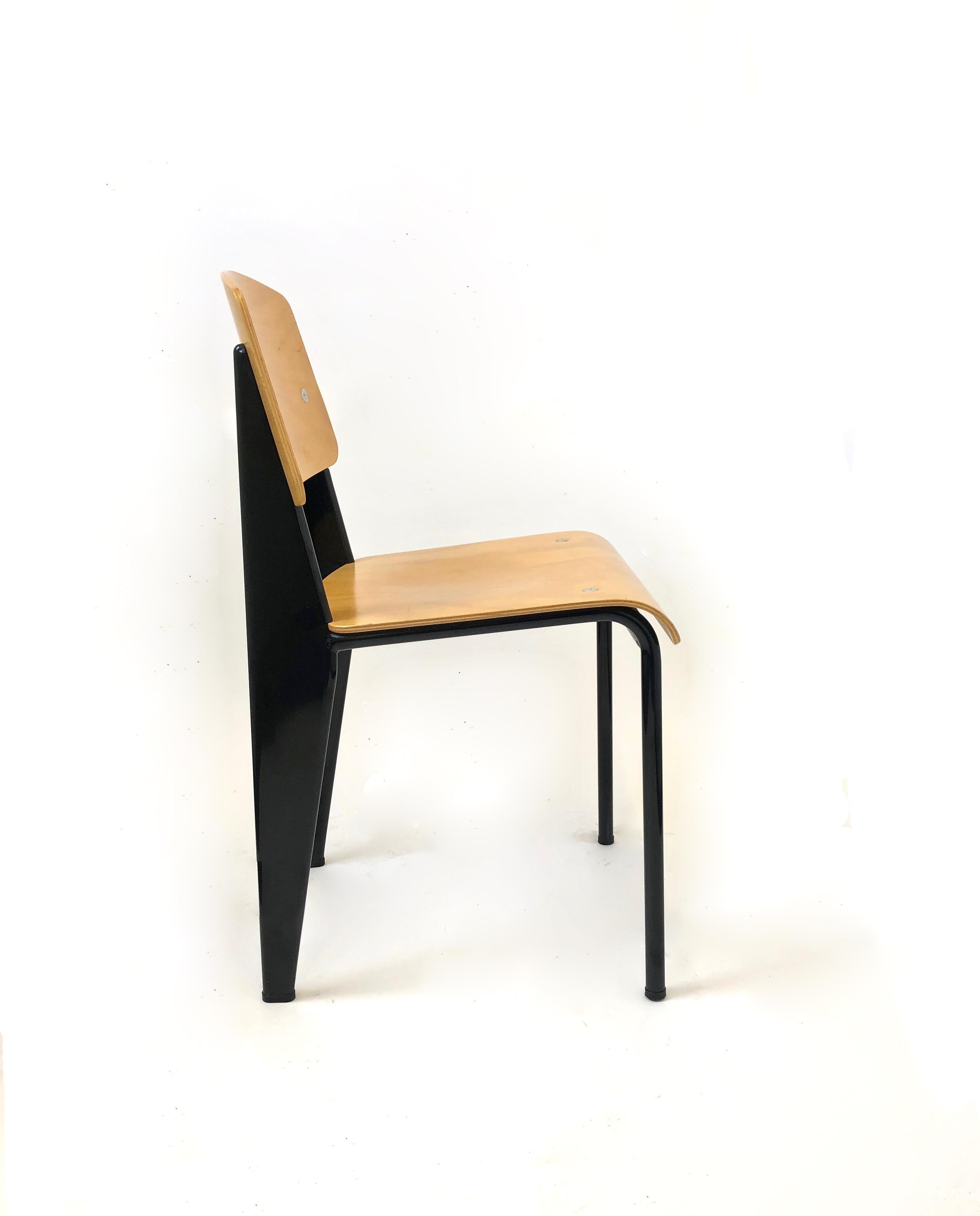 Standard Chair by Jean Prouvé, Vitra Edition 2002 3