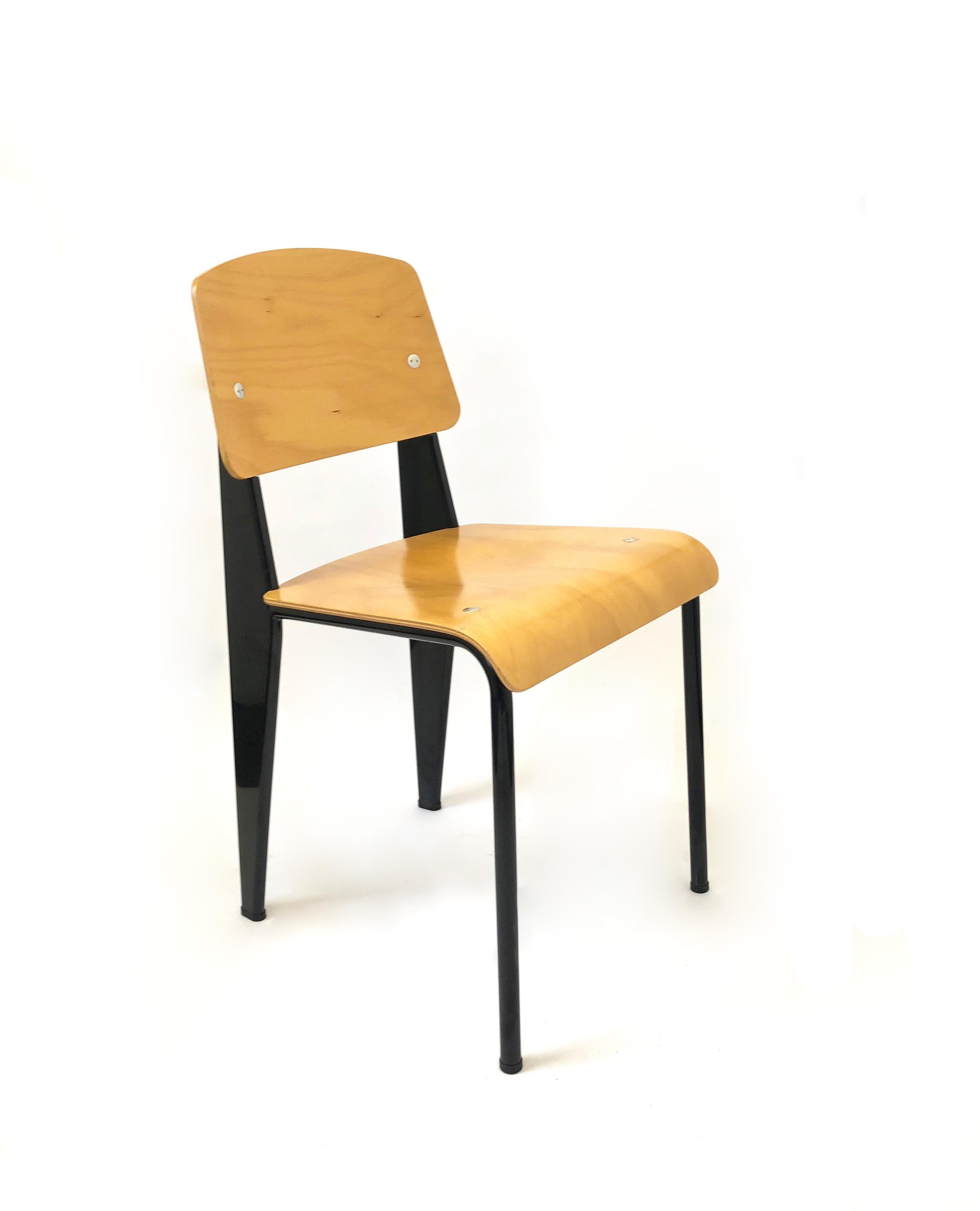 Standard Chair by Jean Prouvé, Vitra Edition 2002 4