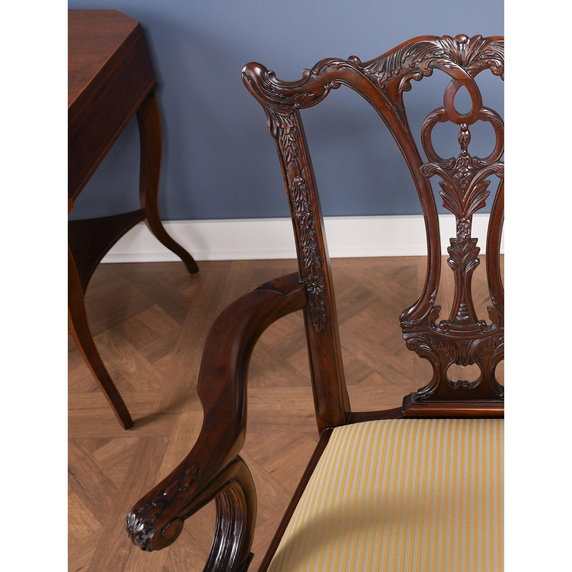 Sedie Standard Chippendale, set di dieci sedie in vendita 5