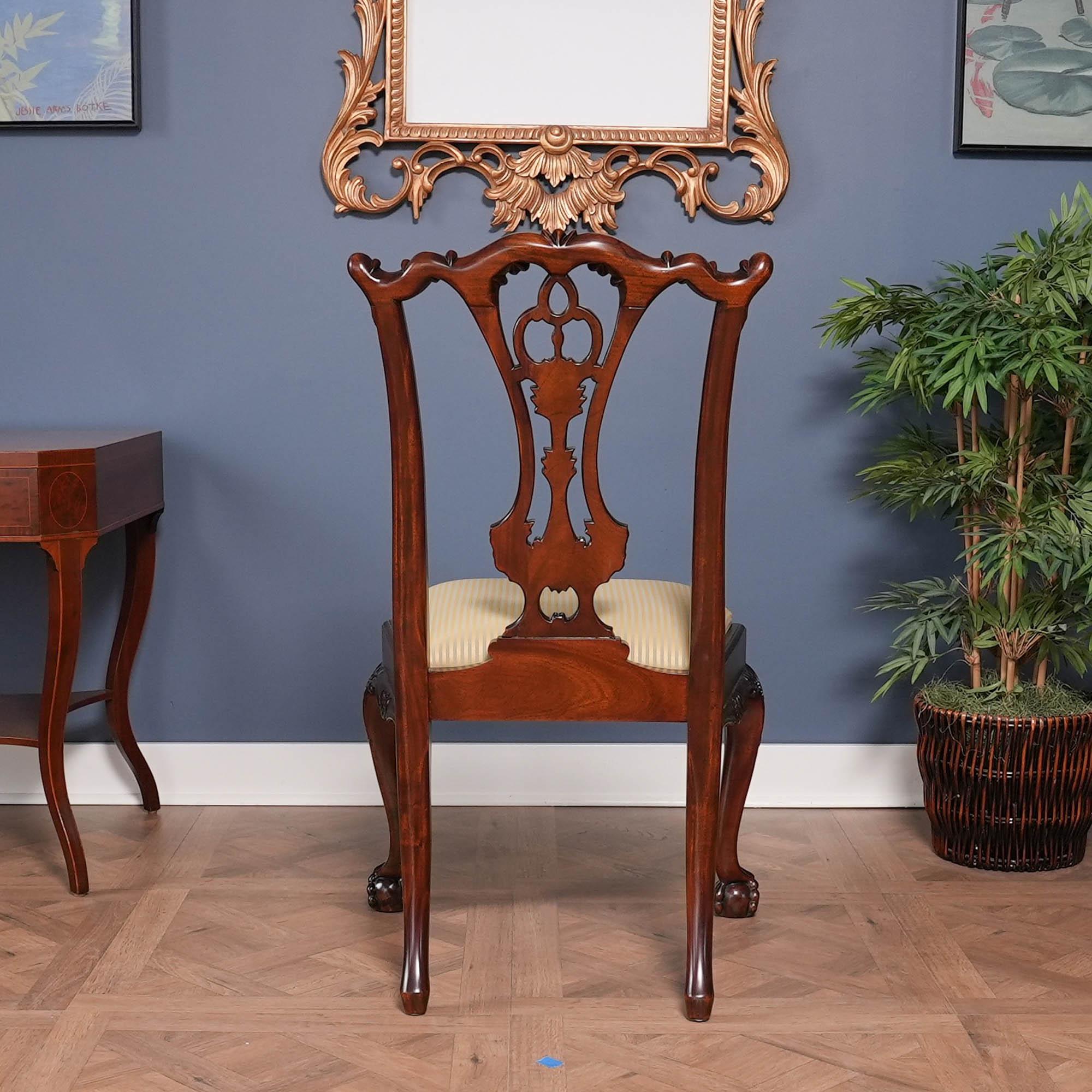 Sedie Standard Chippendale, set di dieci sedie in vendita 11