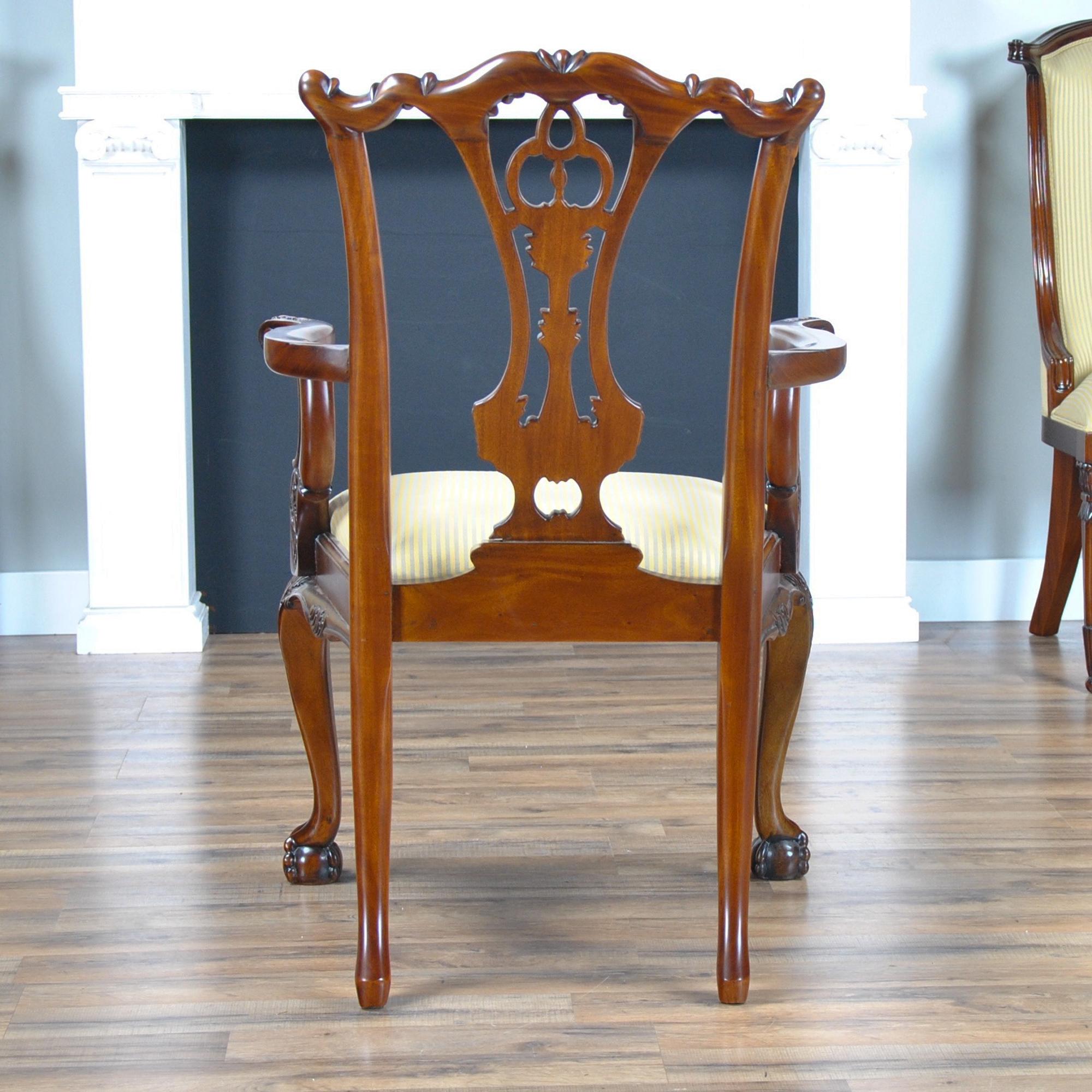 Standard Chippendale Chairs, Set of Ten In New Condition For Sale In Annville, PA