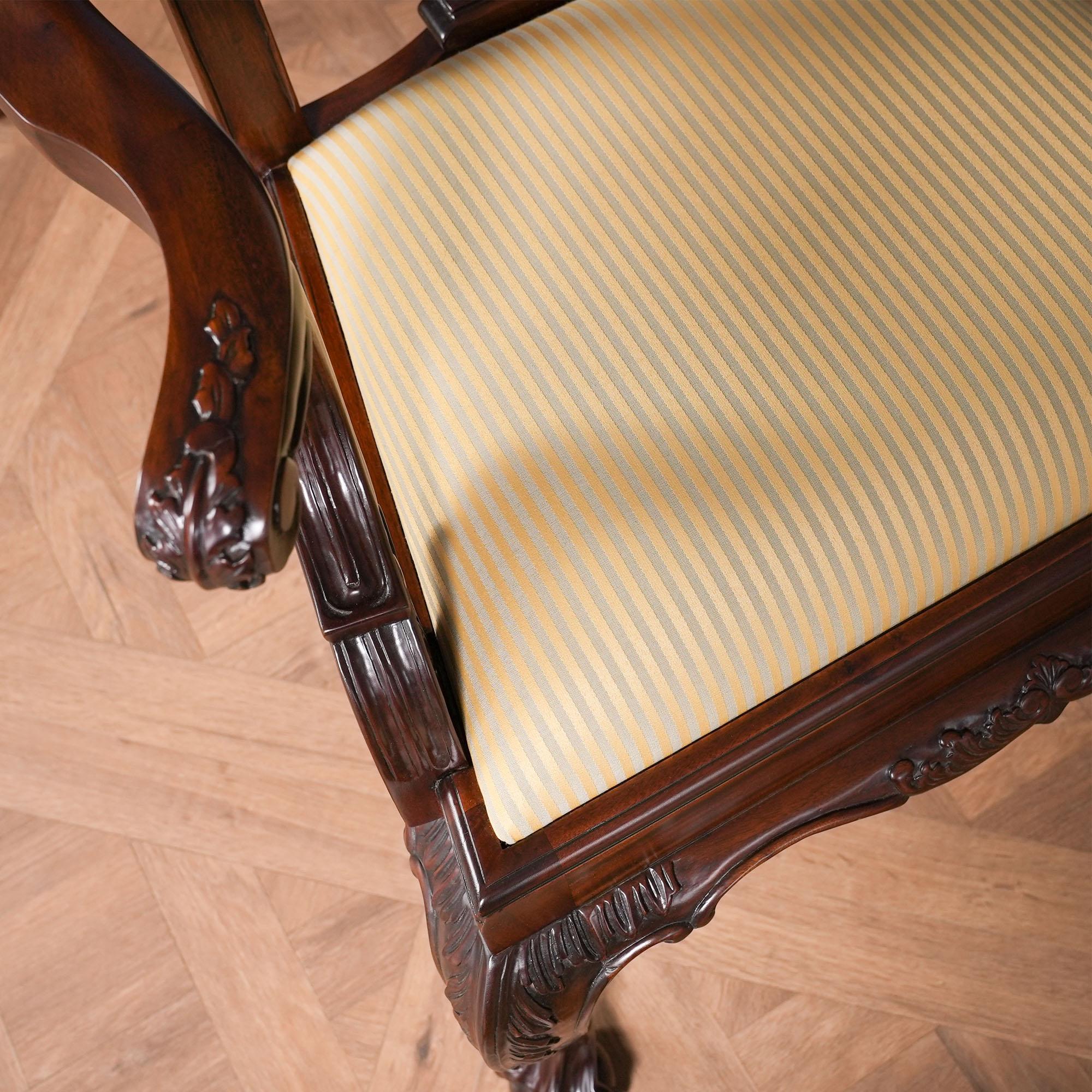 Sedie Standard Chippendale, set di dieci sedie in vendita 1