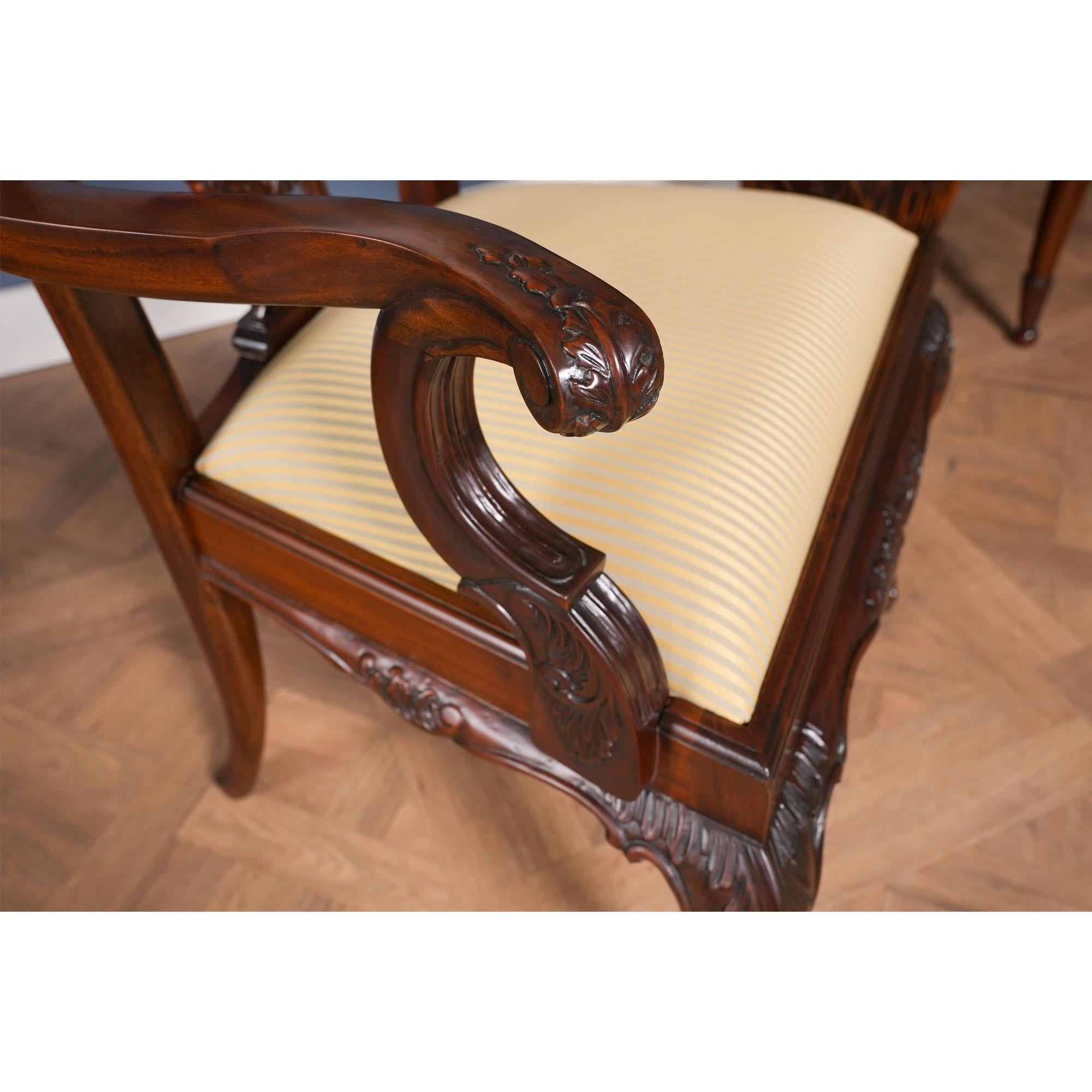 Sedie Standard Chippendale, set di dieci sedie in vendita 2