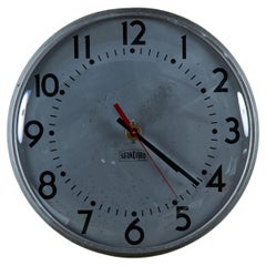 Reloj eléctrico estándar para colegio - 3, hacia la década de 1970