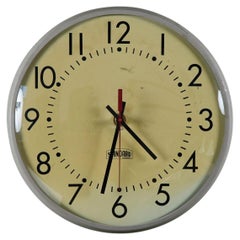 Reloj eléctrico estándar para colegio - 6, hacia la década de 1970