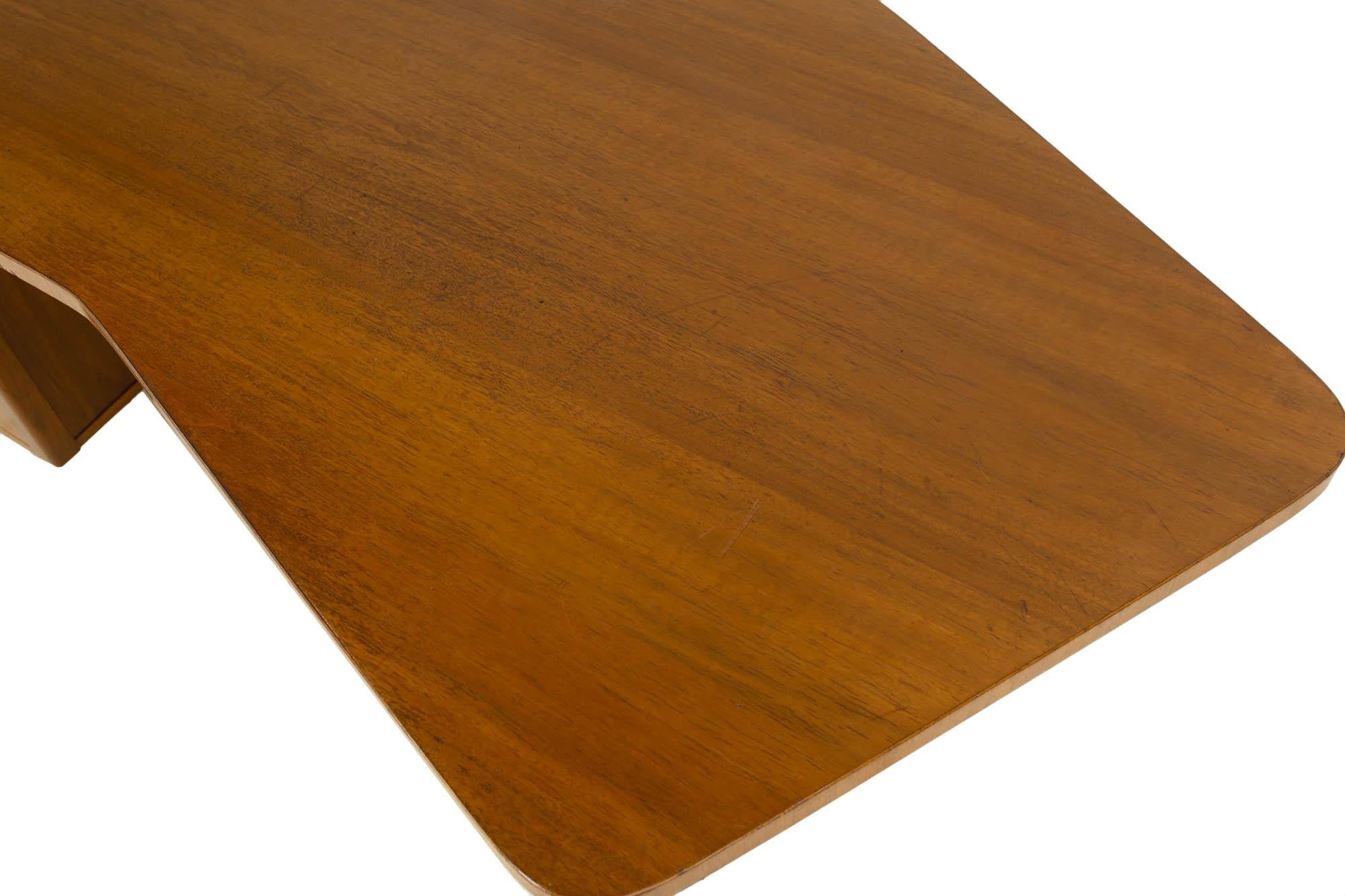 Standard Furniture Mid Century Walnut and Cane Boomerang Desk 2