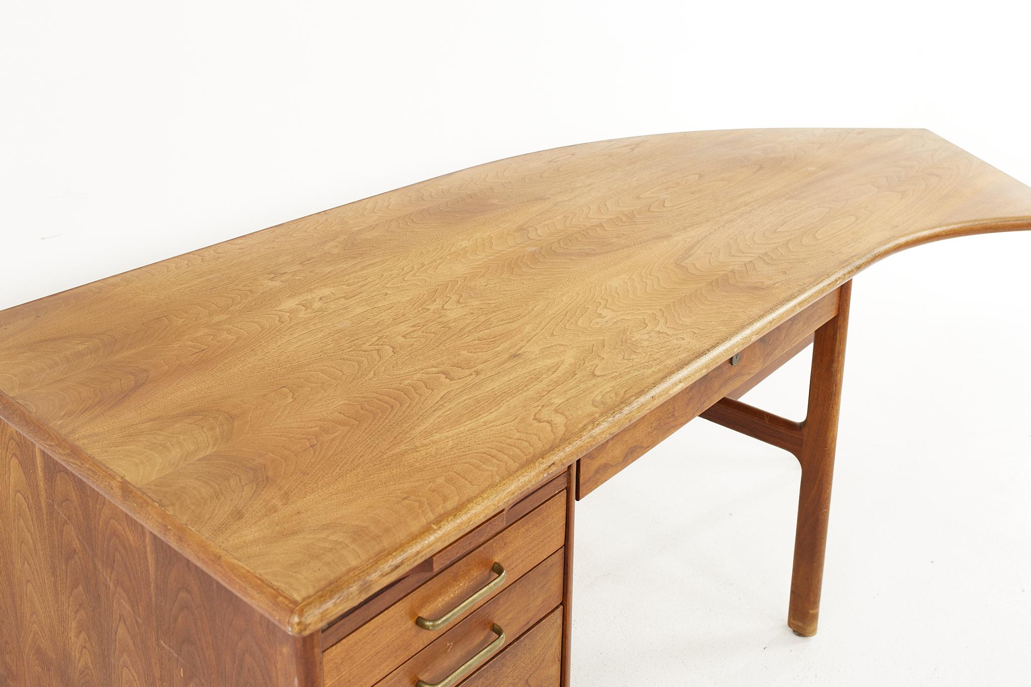 Standard Furniture Mid Century Walnut Boomerang Desk 3
