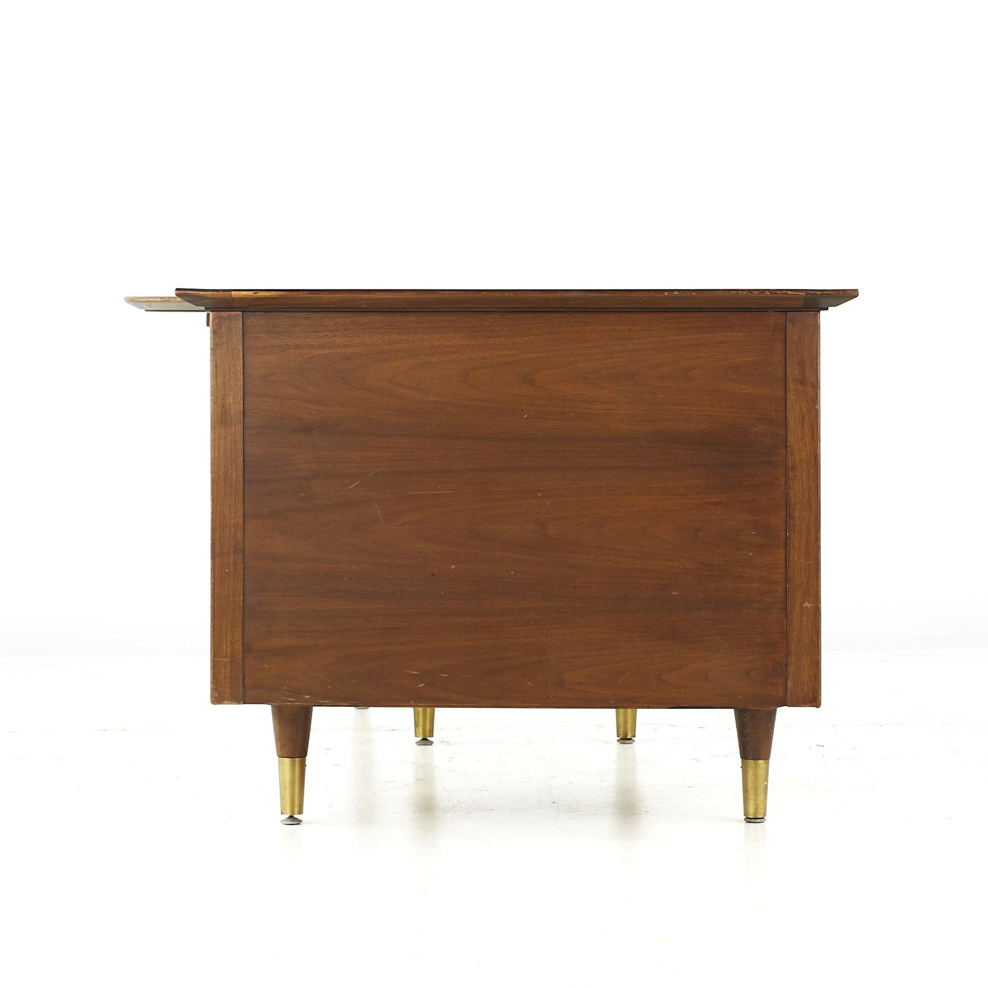 Standard Furniture Mid Century Walnut Boomerang Desk For Sale at 1stDibs