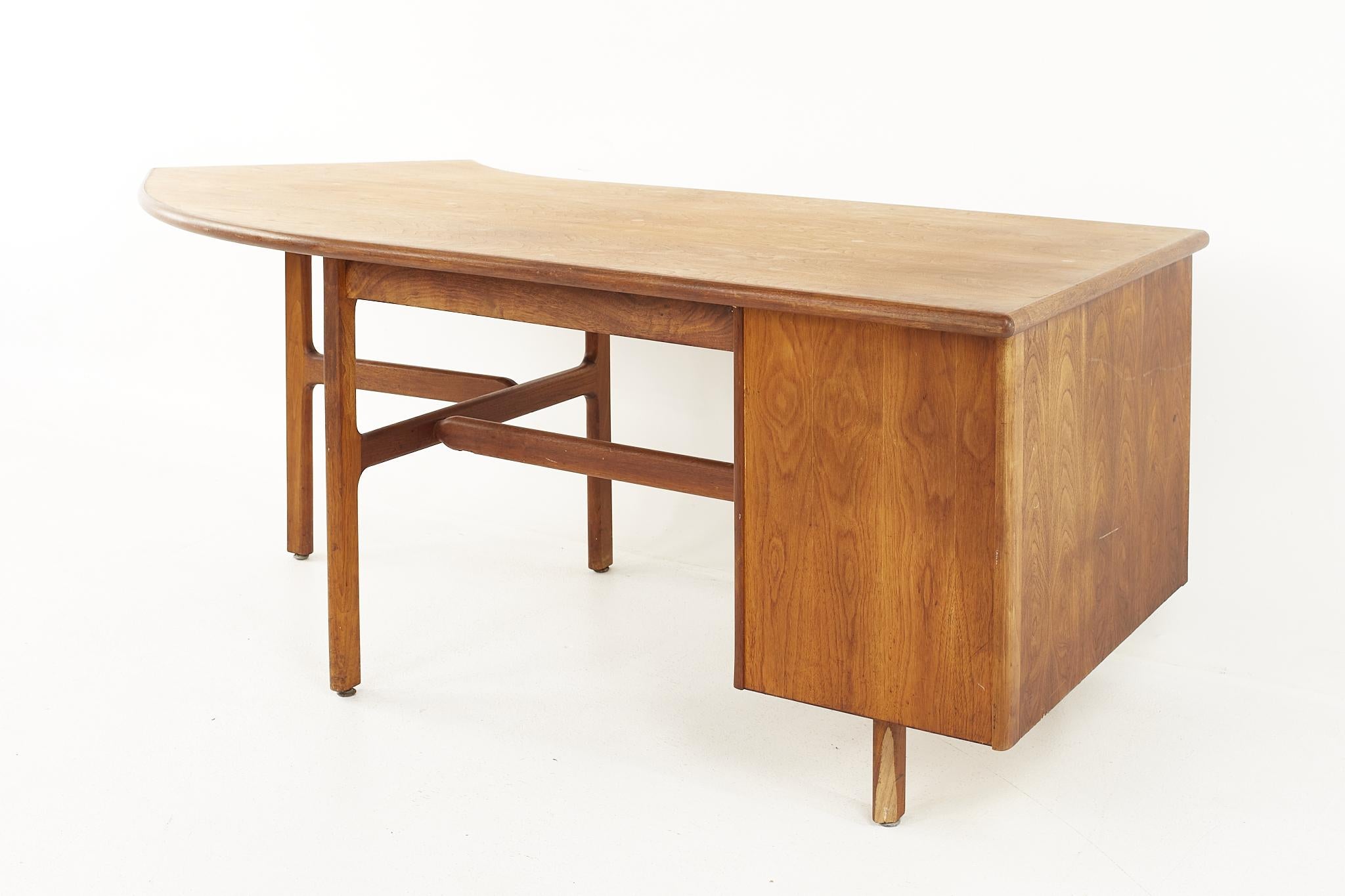 Standard Furniture Mid Century Walnut Boomerang Desk 2