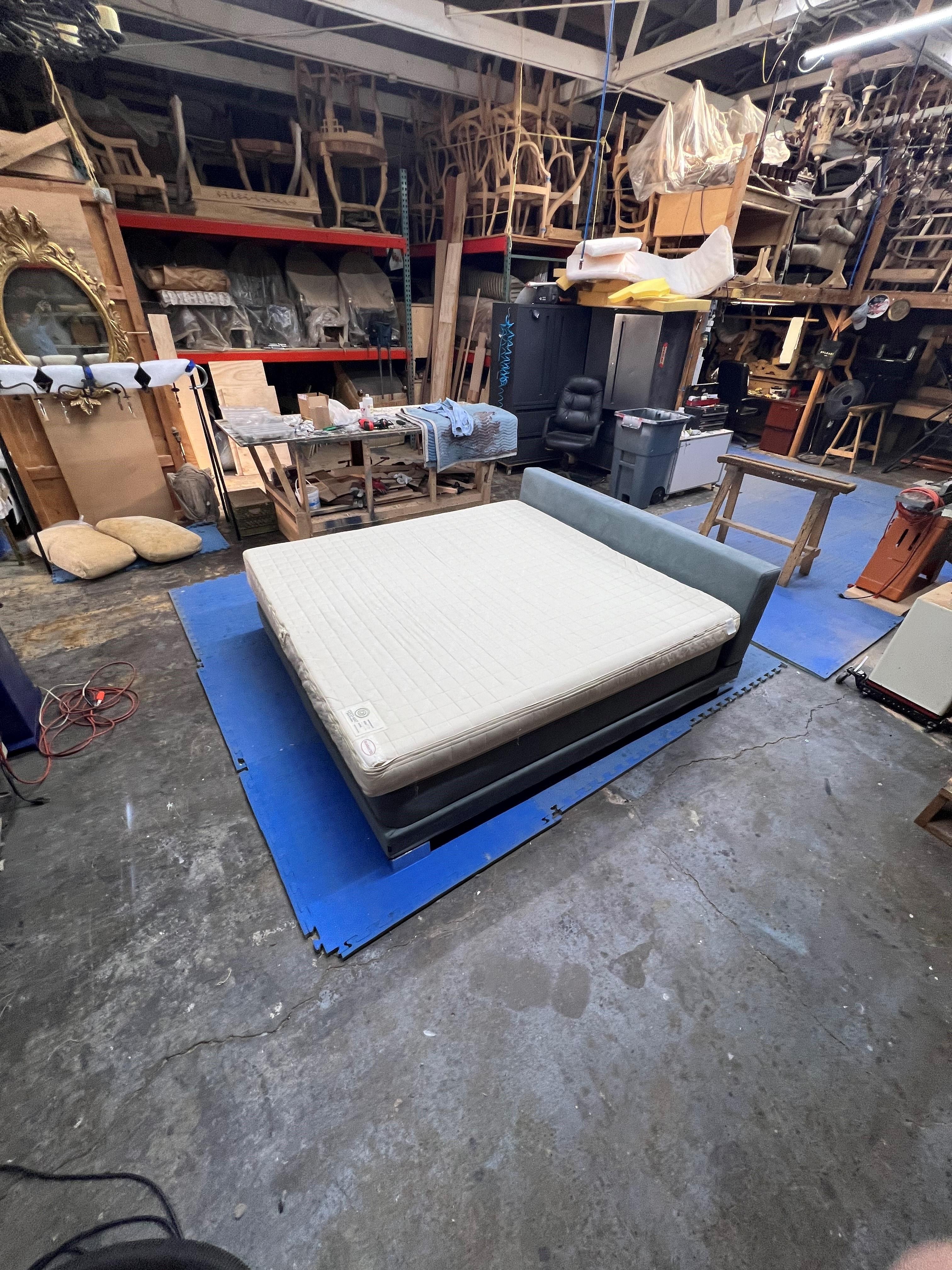Lit Ligne Roset standard avec passe-partout COCO-MAT de Christian Werner en vente 3