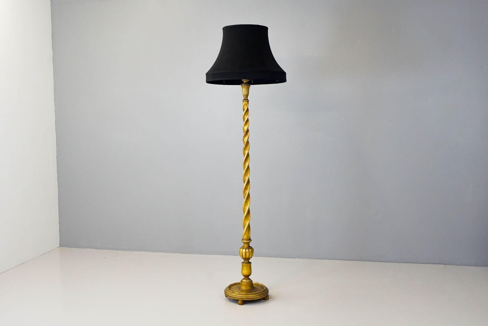 Standard lamp with gilded barley twist column