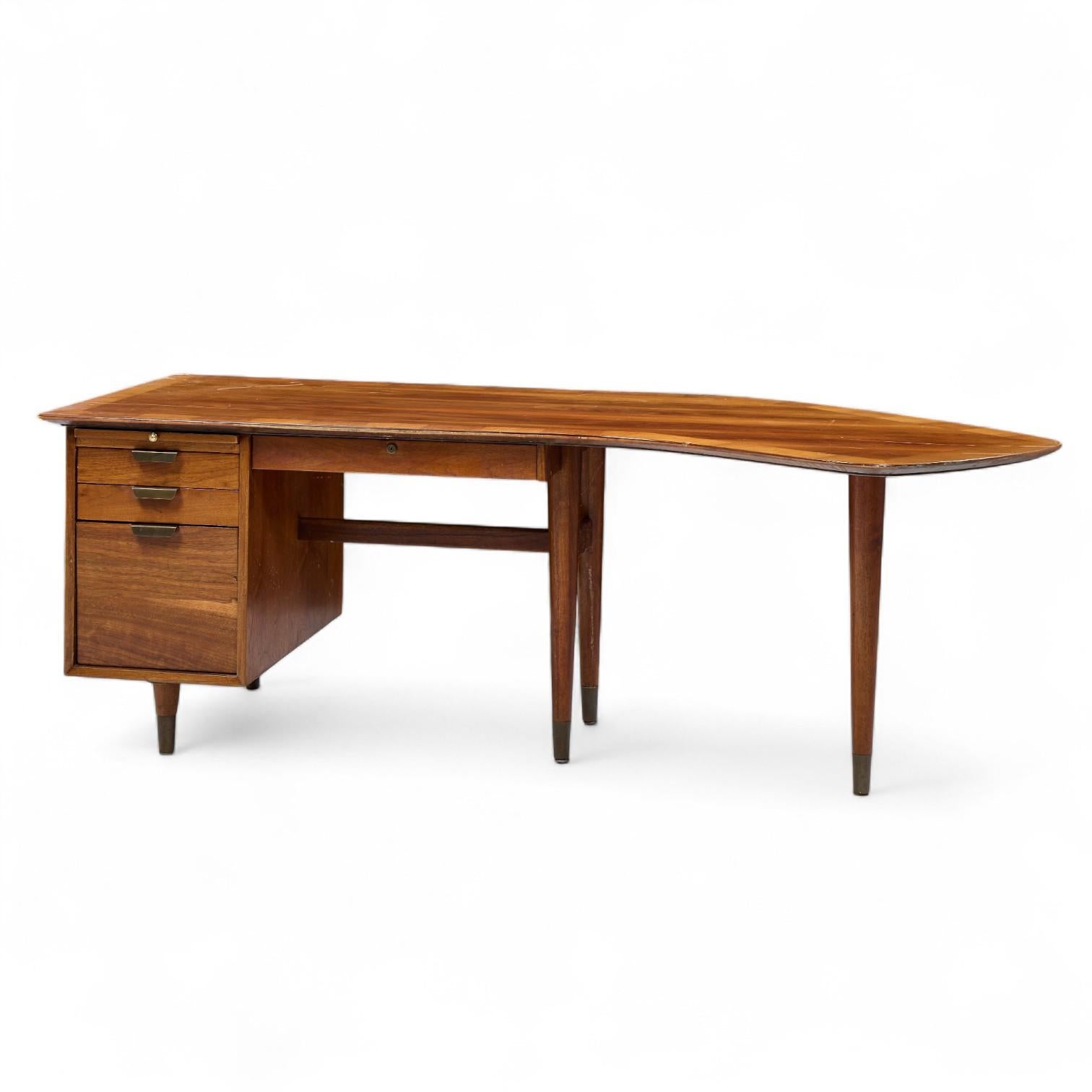 Standard Mid Century Bumerang-Schreibtisch (Moderne der Mitte des Jahrhunderts) im Angebot