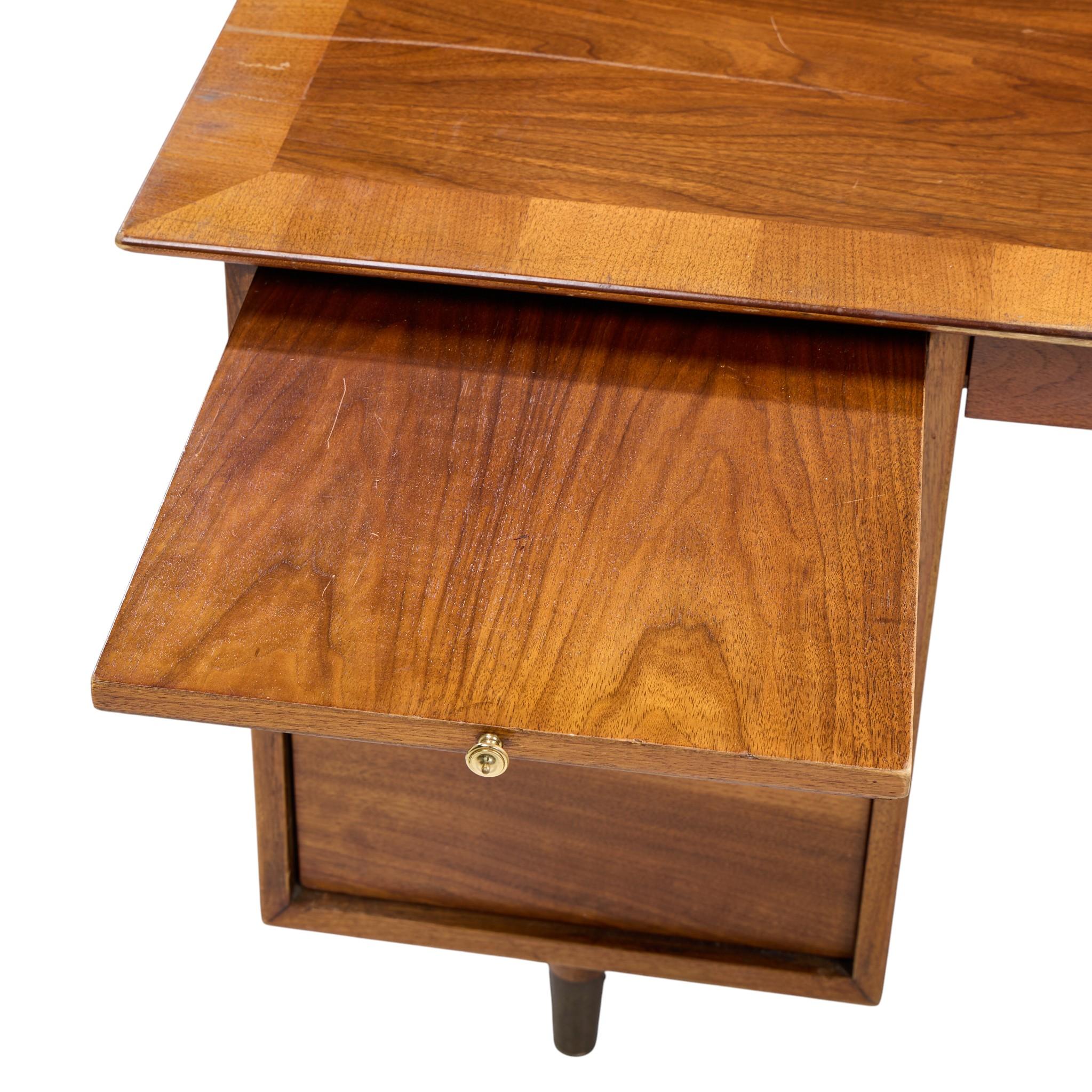 Standard Mid Century Bumerang-Schreibtisch im Angebot 2