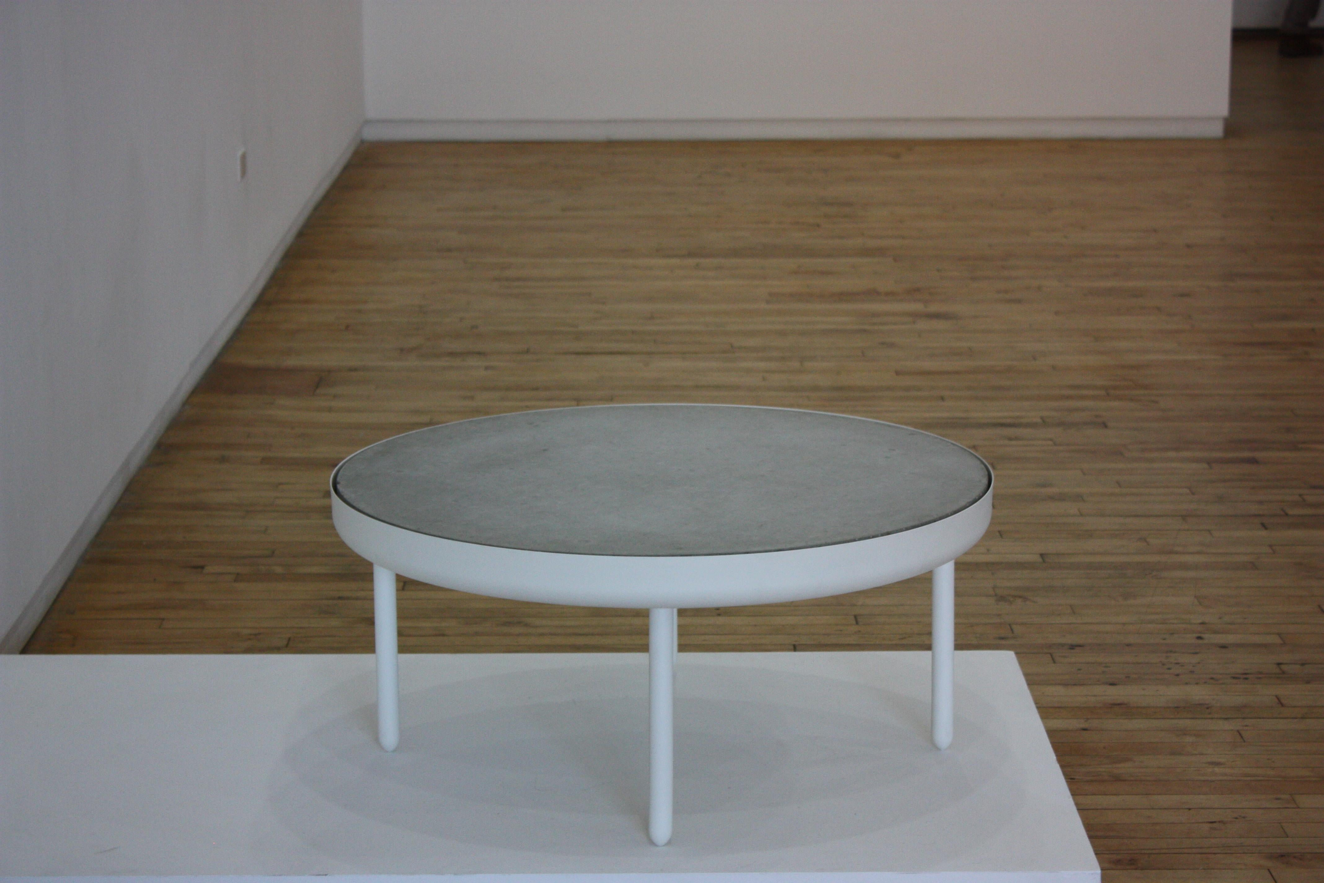 Standard Table by Jonathan Nesci in Coated Aluminum and Cast Concrete For Sale 1