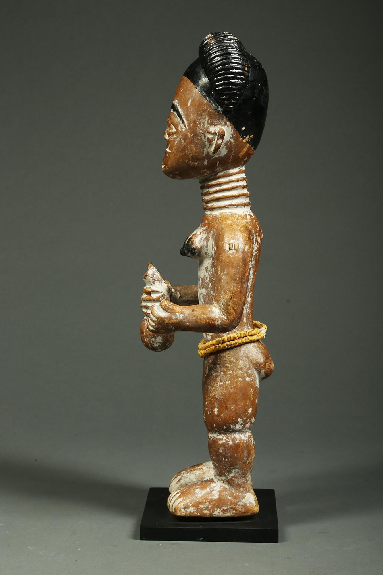 Hand-Carved Standing Akan Ghana Tribal Female Shrine Figure, Early 20th Century, Africa For Sale