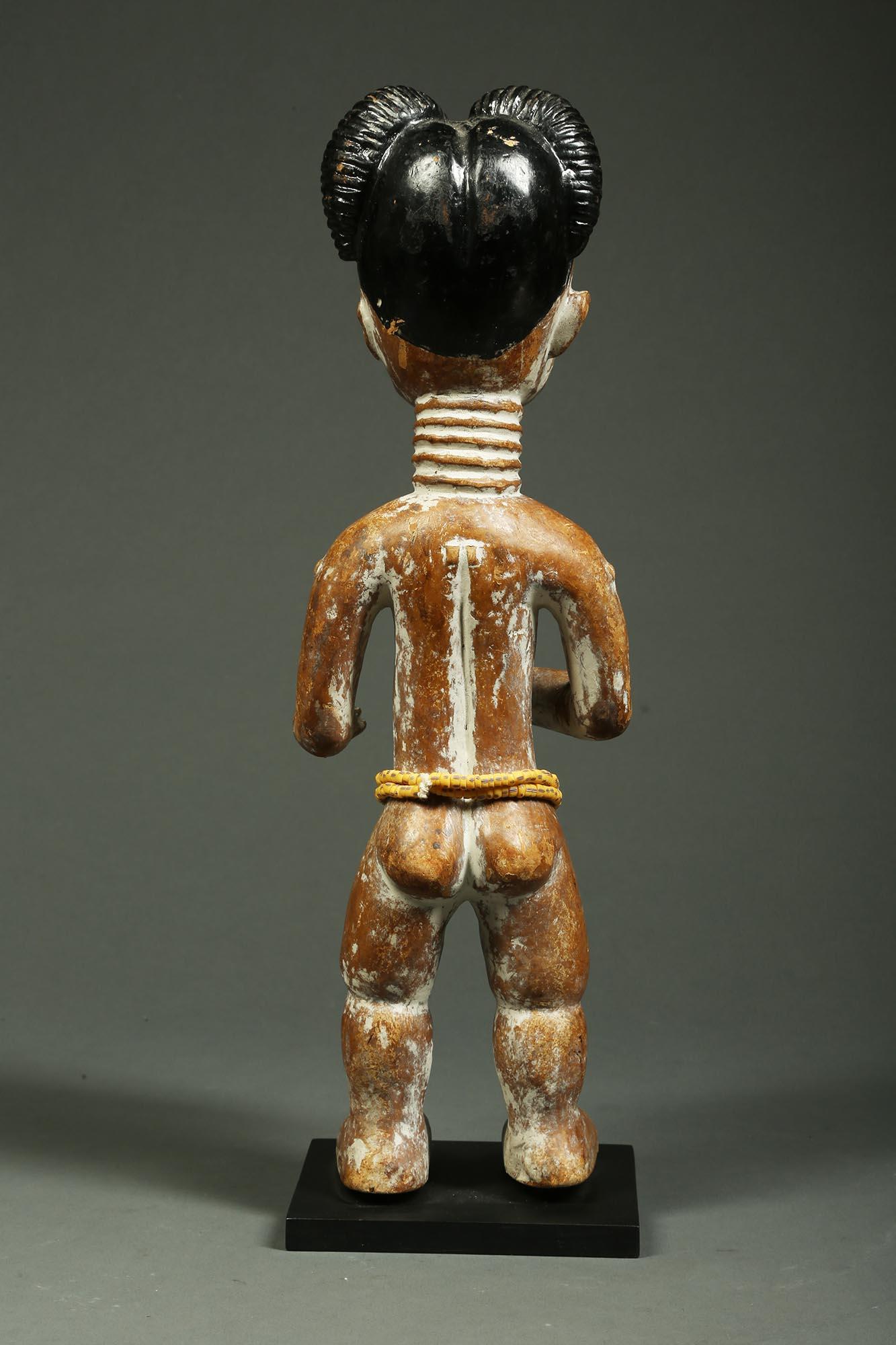 Standing Akan Ghana Tribal Female Shrine Figure, Early 20th Century, Africa For Sale 1