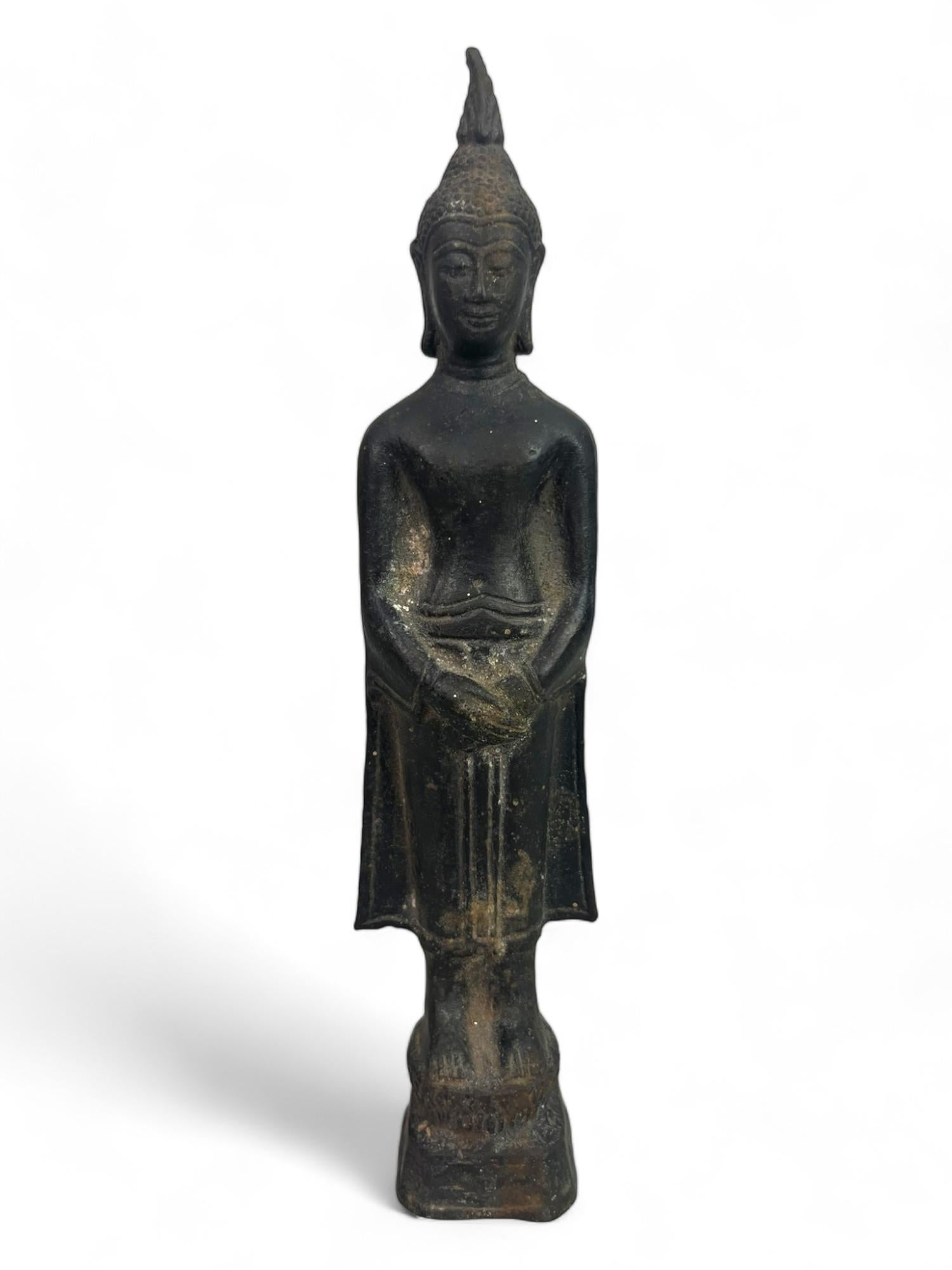 Buddha di bronzo in piedi, Thailandia, XIX secolo, stile I. B. U. in vendita 8