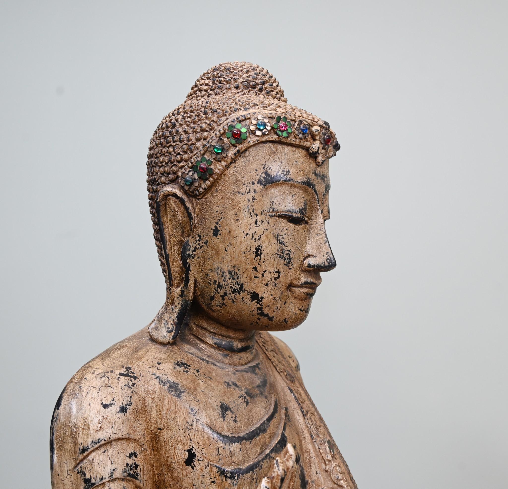 Estatua de Buda birmano de pie tallada Budismo Arte budista en venta 9