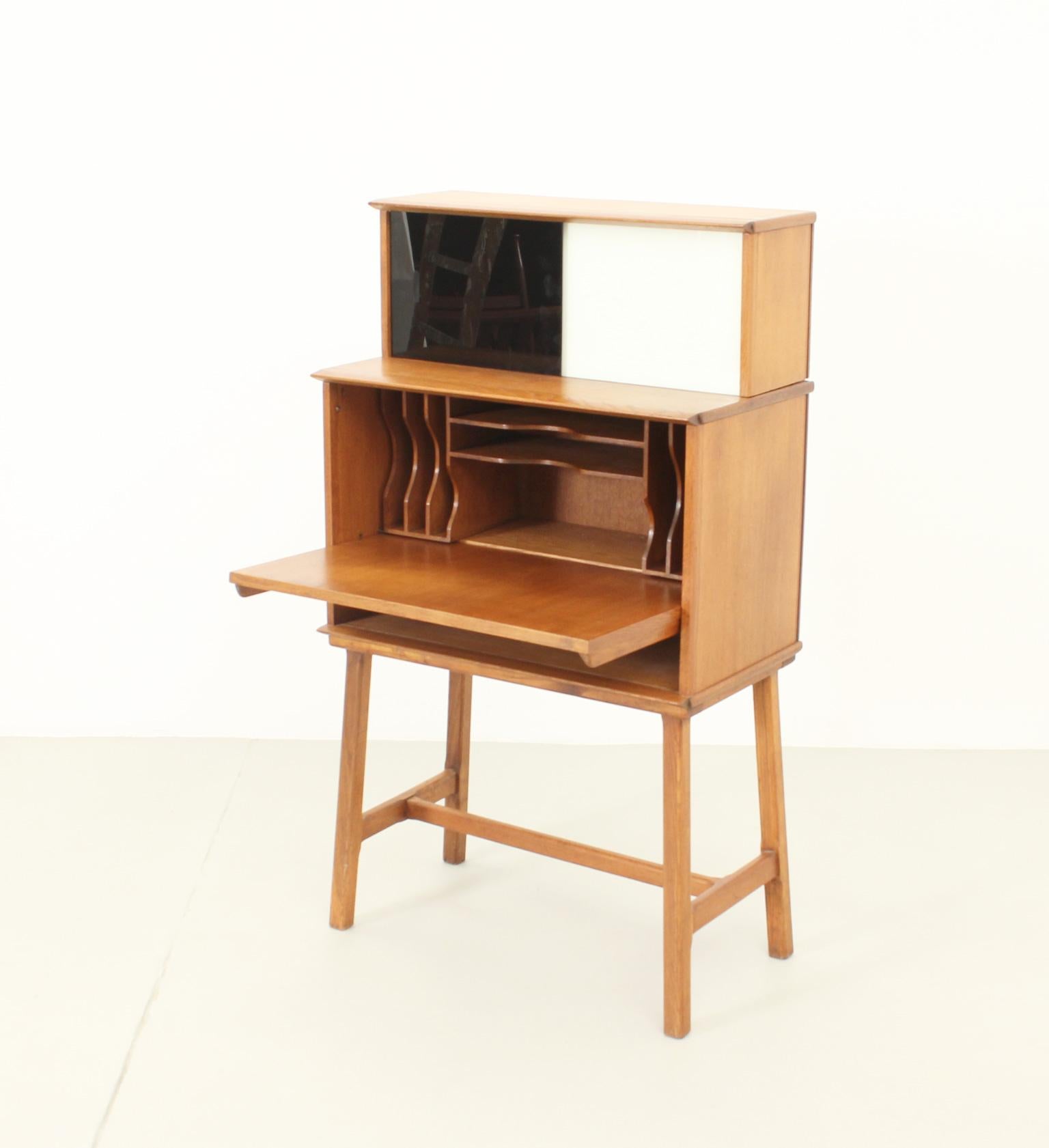 Standing Desk by Didier Rozaffy for Meubles Oscar, France, 1950's For Sale 2