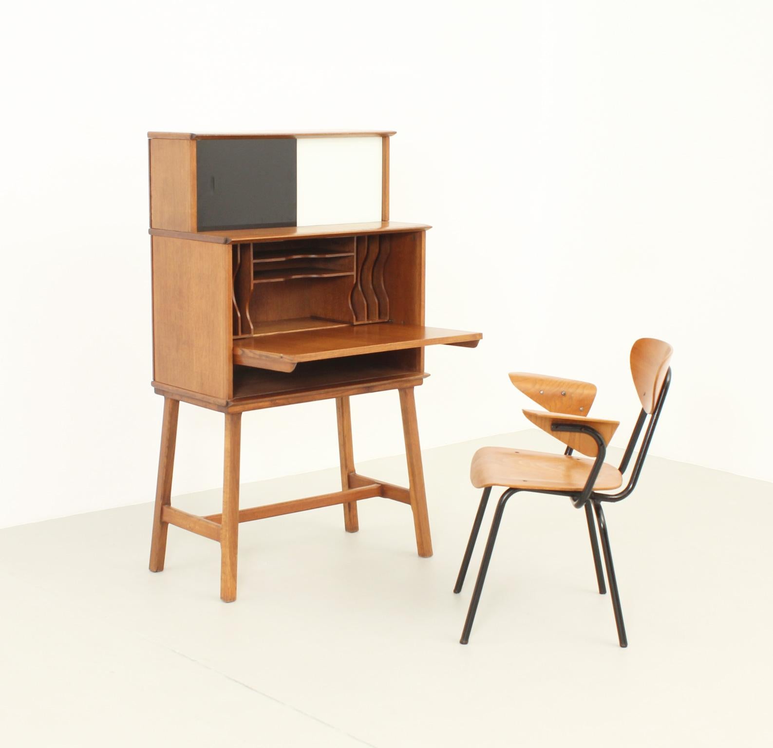 Standing Desk by Didier Rozaffy for Meubles Oscar, France, 1950's For Sale 3