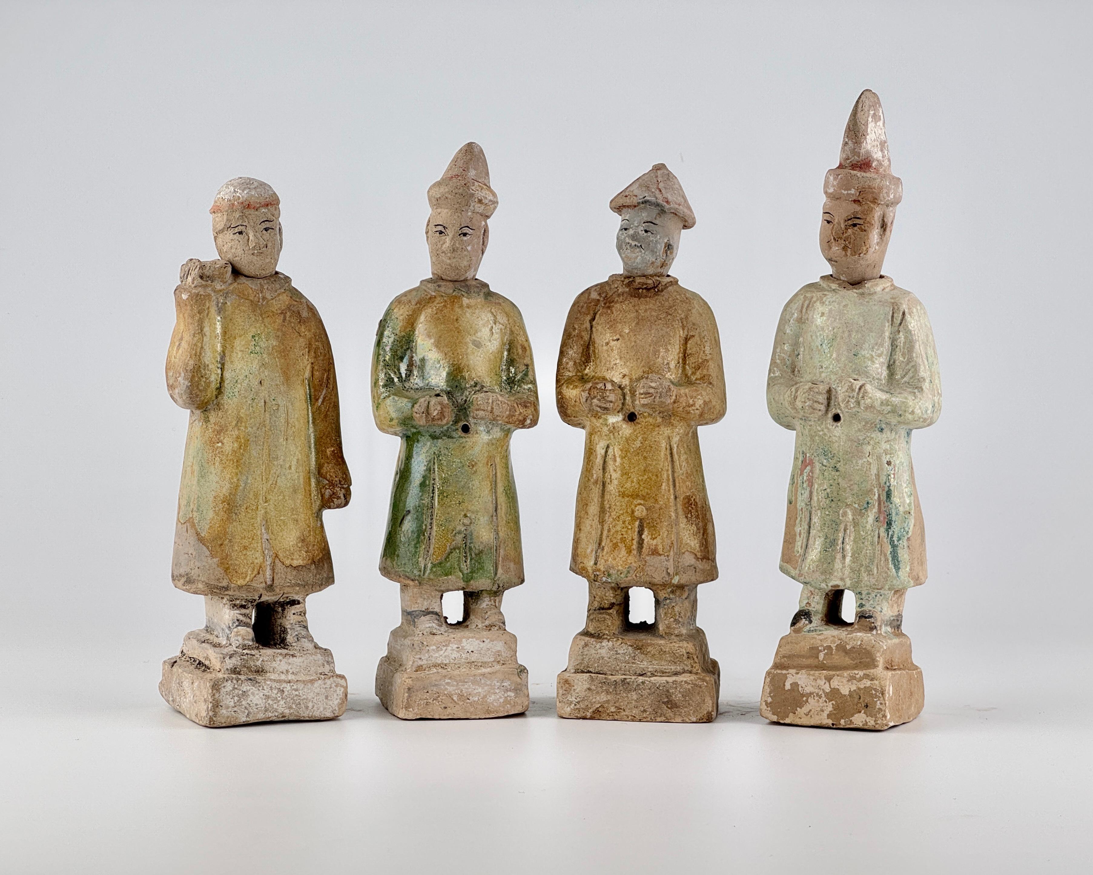 18th Century and Earlier Four Green Glazed Pottery Attendant Figures, Ming Dynasty(1368-1644) For Sale