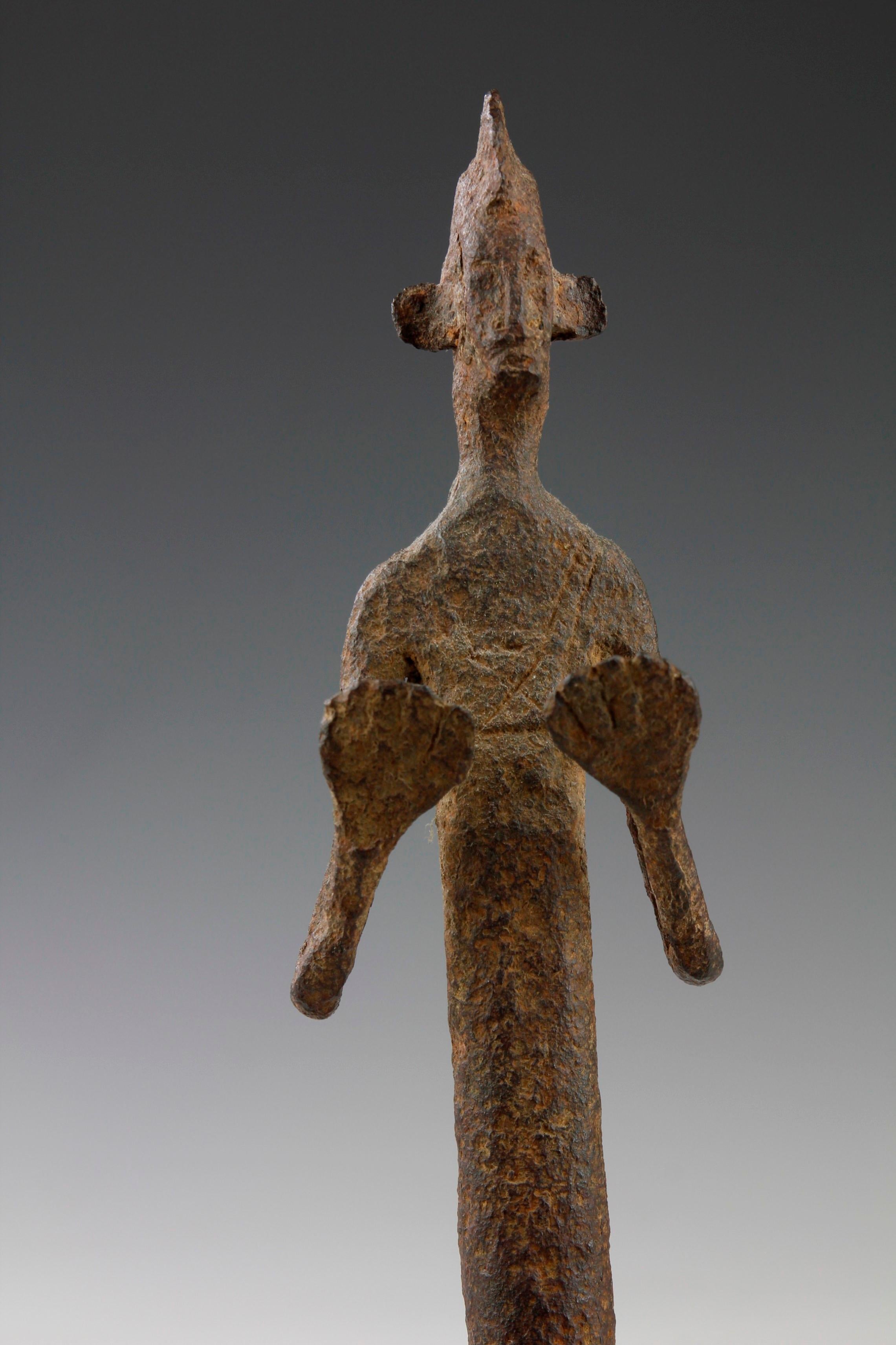 Ferro Figura di ferro in piedi. Bambara, Mali in vendita