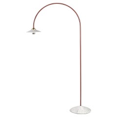 Stehlampe Marmor N°2 von Muller Van Severen x Valery Objects, Menie Rot