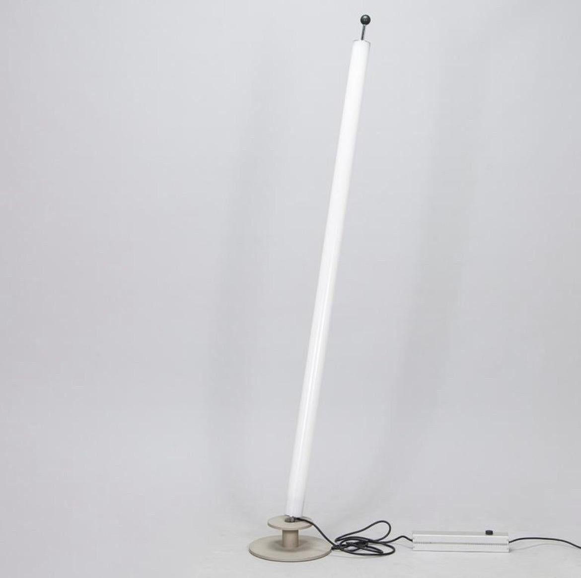 Lampe sur pied 