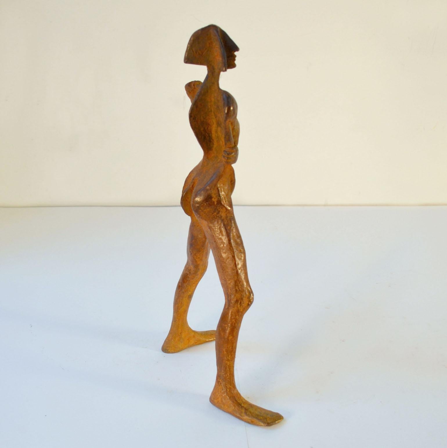 Sculpture in Bronze 'Compass', Standing Man with Brown Patina For Sale 4