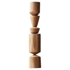 Still Stand No28: Artistic Tranquility in OAK Standing Totem von NONO