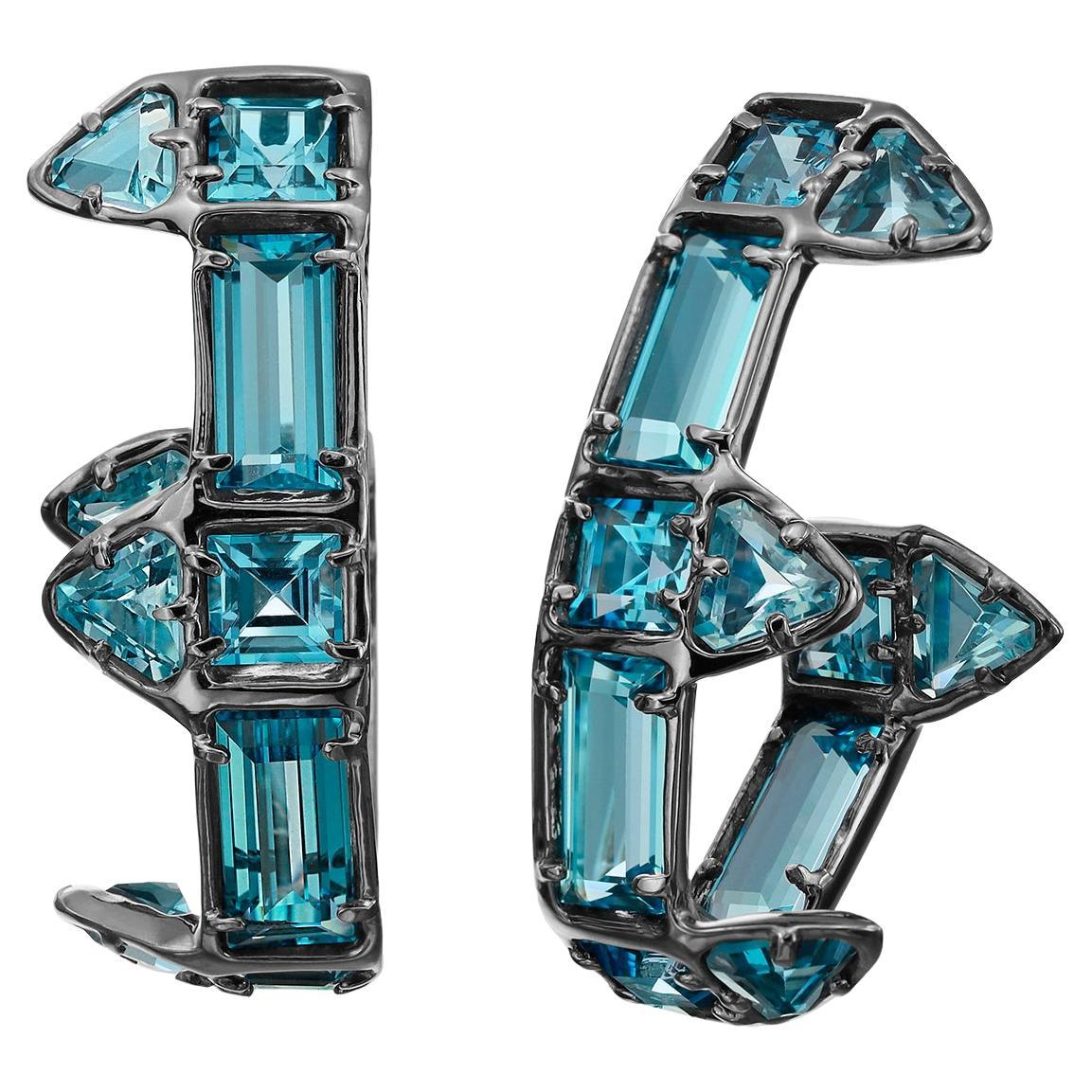 Standout-Ohrringe aus Sterlingsilber mit blauem Topas  im Angebot