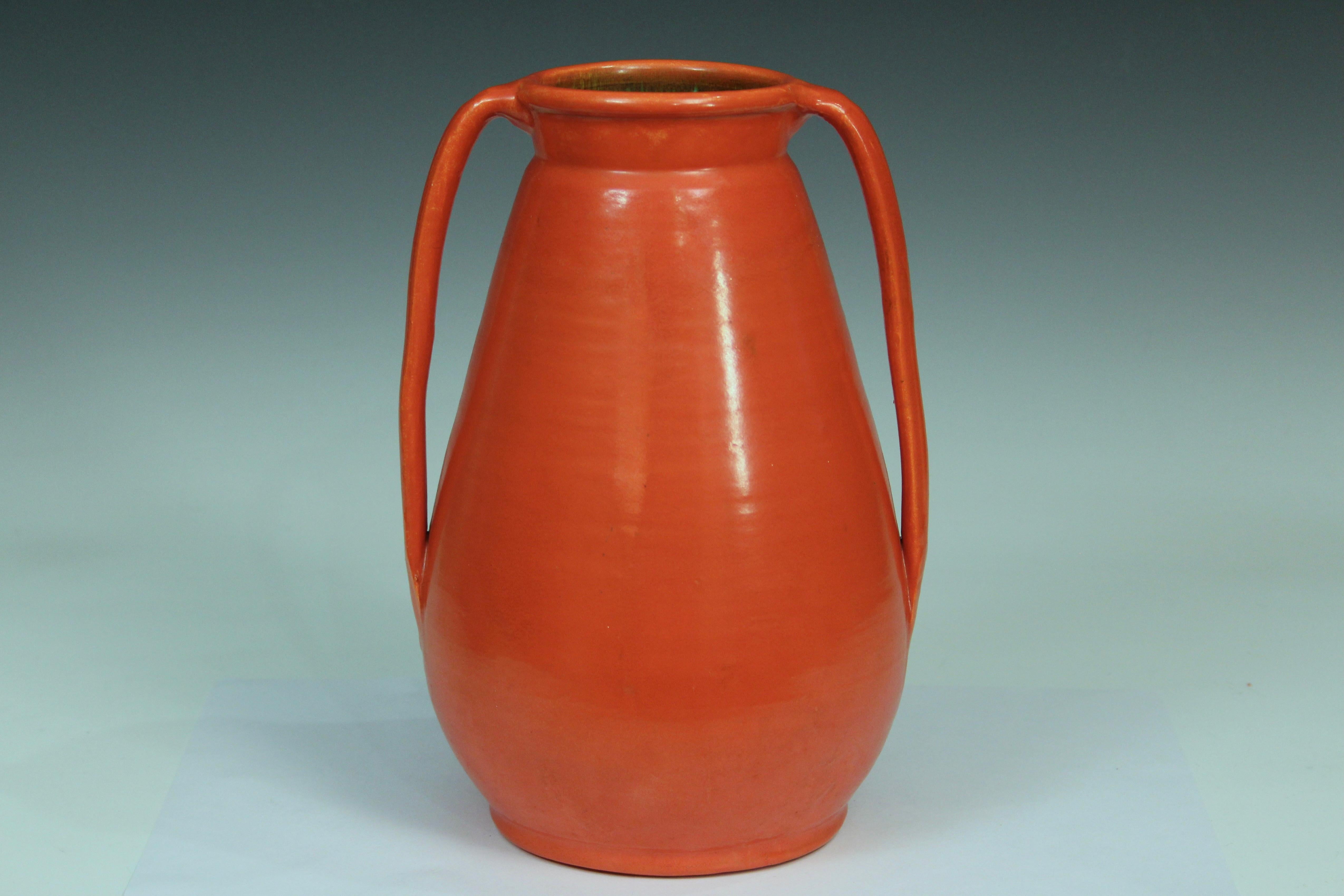 Big hand turned Stangl Art Deco vase in striking chrome orange monochrome glaze, circa early 20th century. 11 1/4