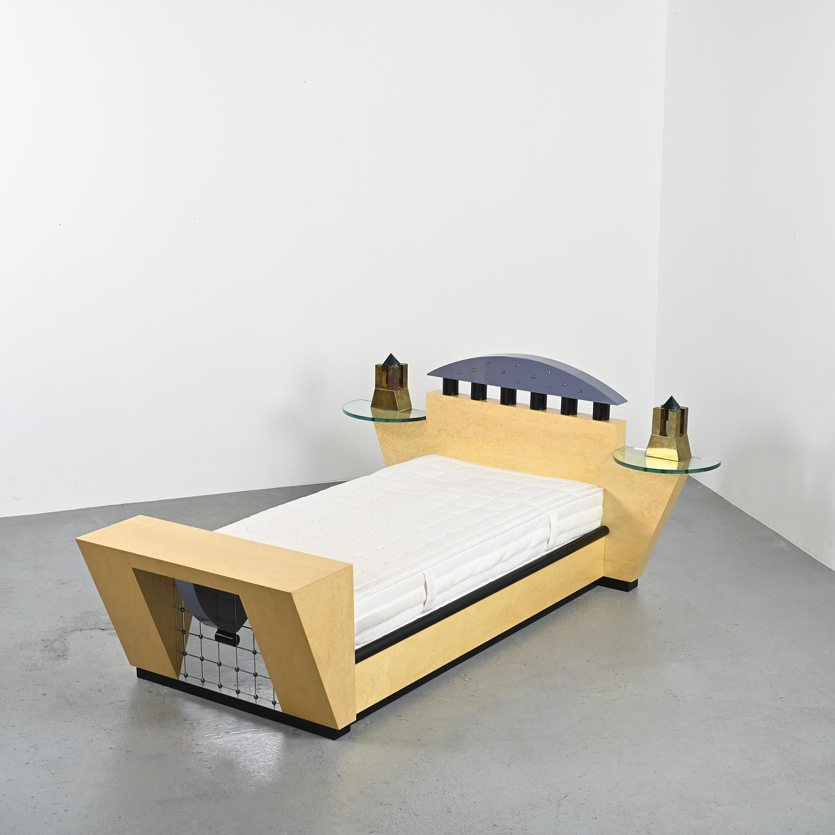  Stanhope Bed by Michael Graves for Memphis Milano, circa 1982. For Sale 4