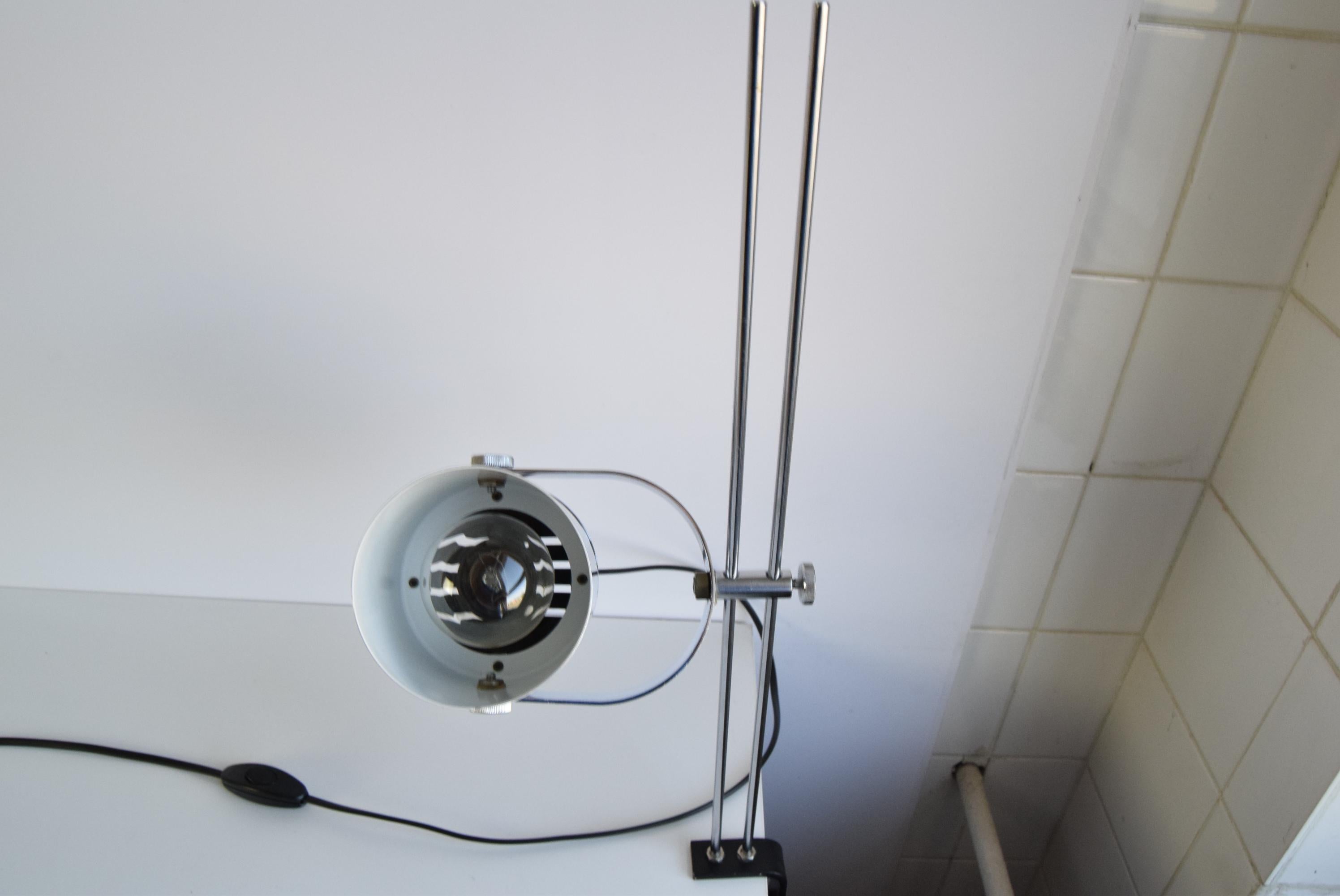 Lampada da tavolo cromata Stanislav Indra, Cecoslovacchia, anni '70. in vendita 4