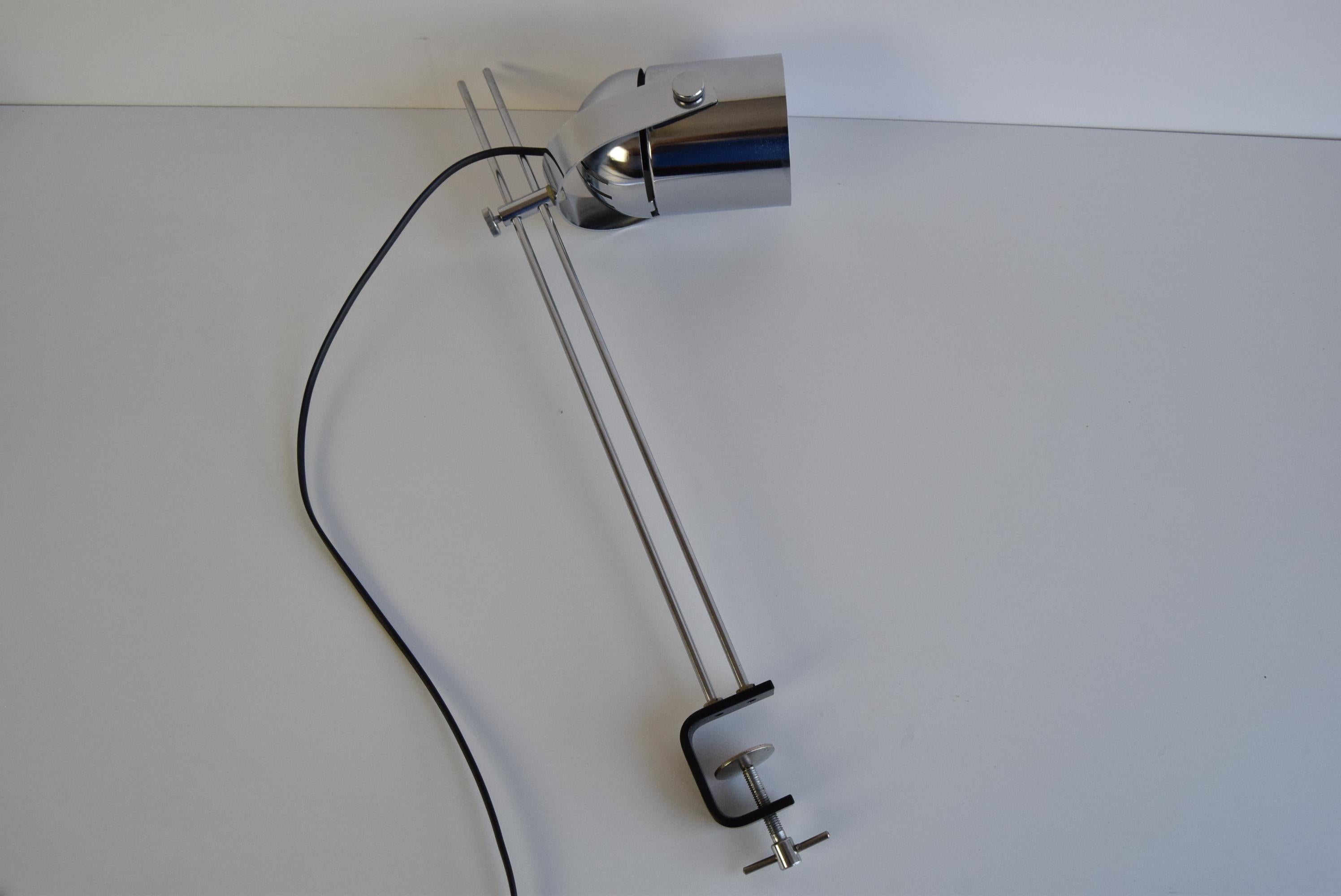 
Paralume regolabile
 Buone condizioni originali con lievi segni d'uso
Nuovo cablaggio
- 1x lampadina E26/E27
- Compatibile con il cablaggio degli Stati Uniti