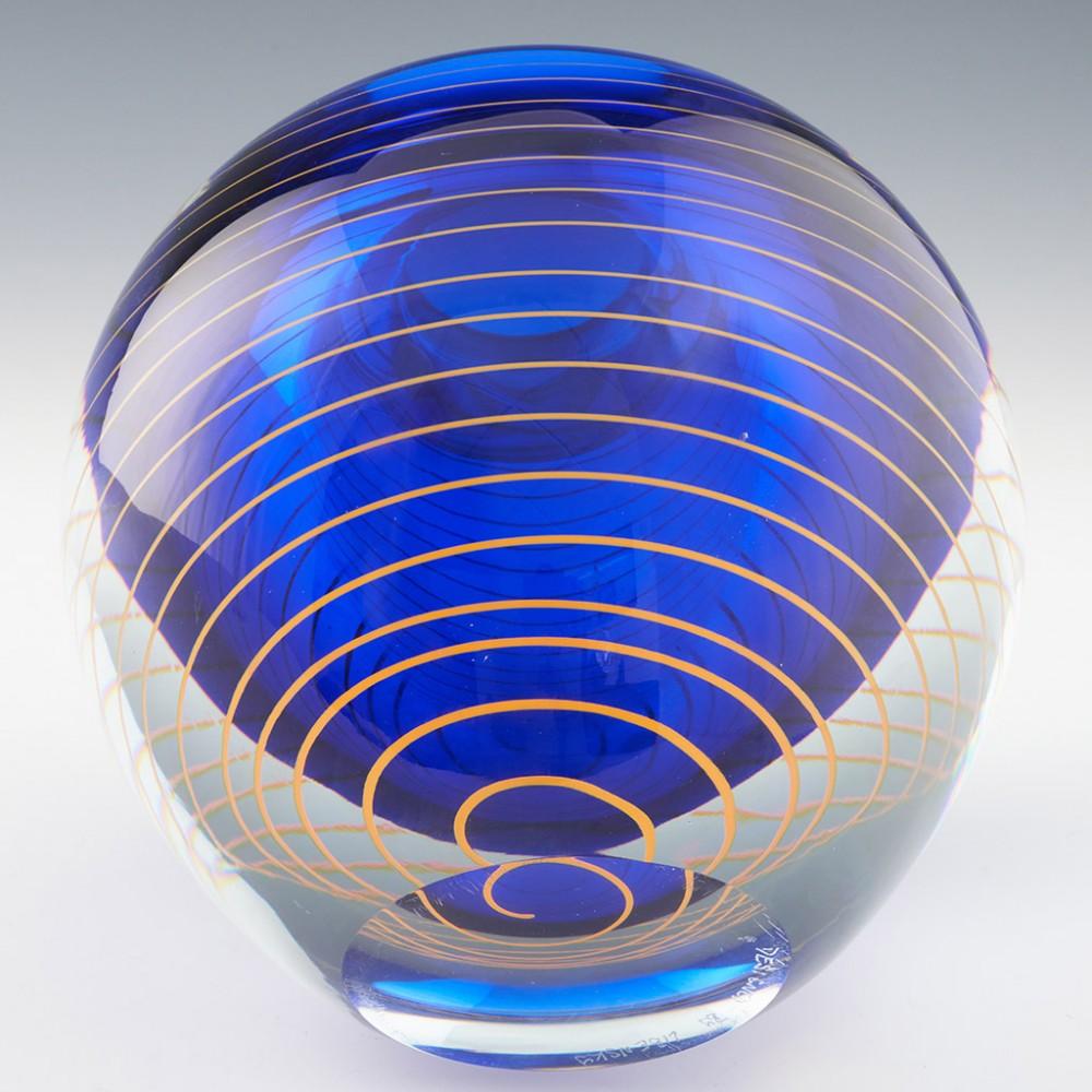 Art Glass Stanislav Libesnsky for Skrdlovice Globe Vase c1975 For Sale