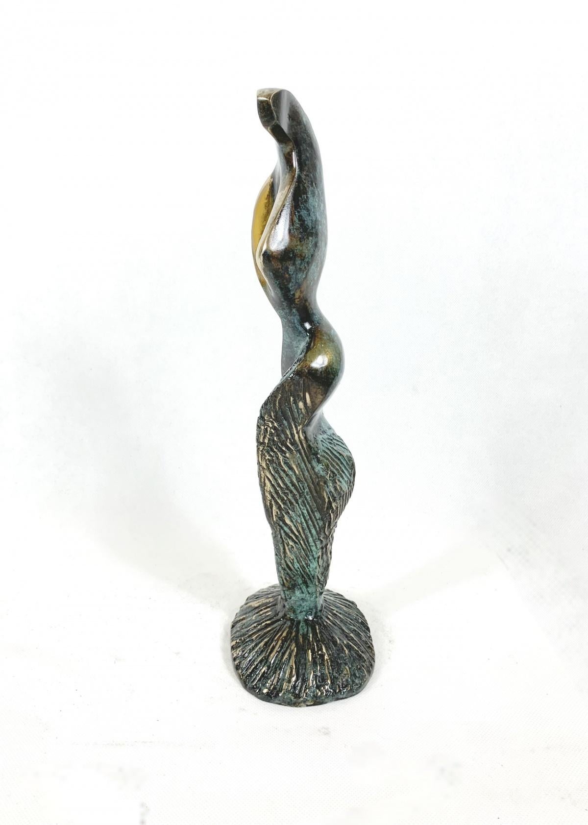 Sculpture en bronze contemporaine abstraite et figurative Dame VIII - XXIe siècle en vente 5
