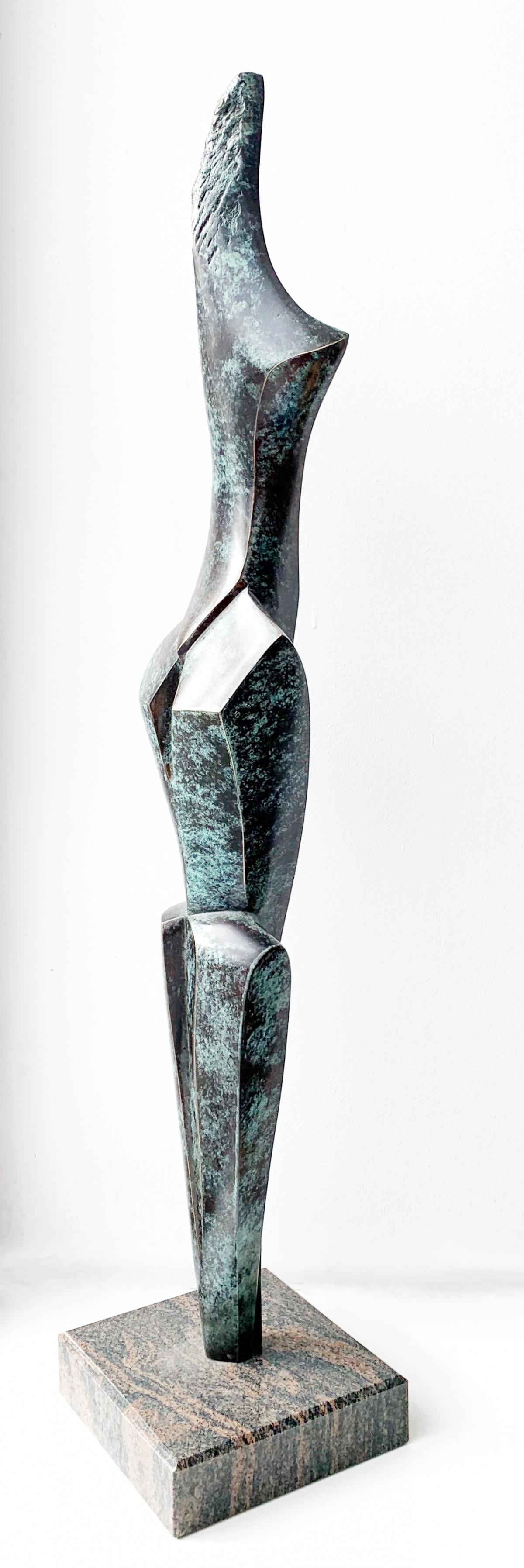 Maya - Sculpture en bronze contemporaine, abstrait et figuratif, art polonais en vente 3