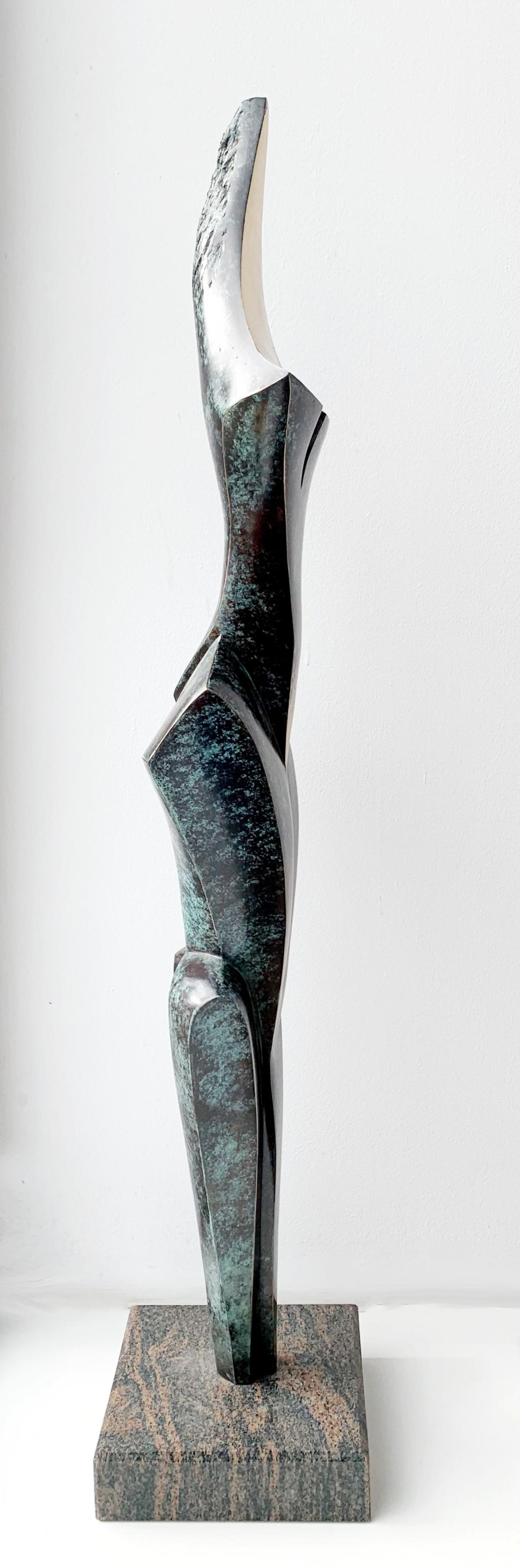 Maya - Sculpture en bronze contemporaine, abstrait et figuratif, art polonais en vente 4