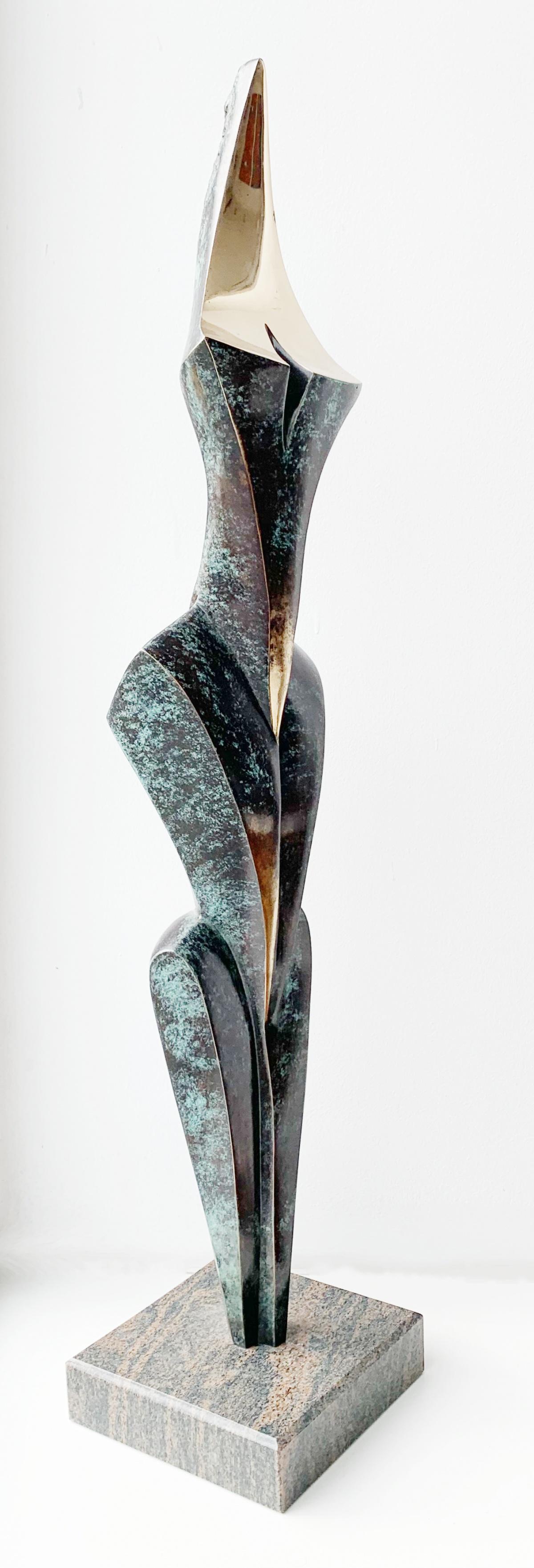 Maya - Sculpture en bronze contemporaine, abstrait et figuratif, art polonais en vente 5