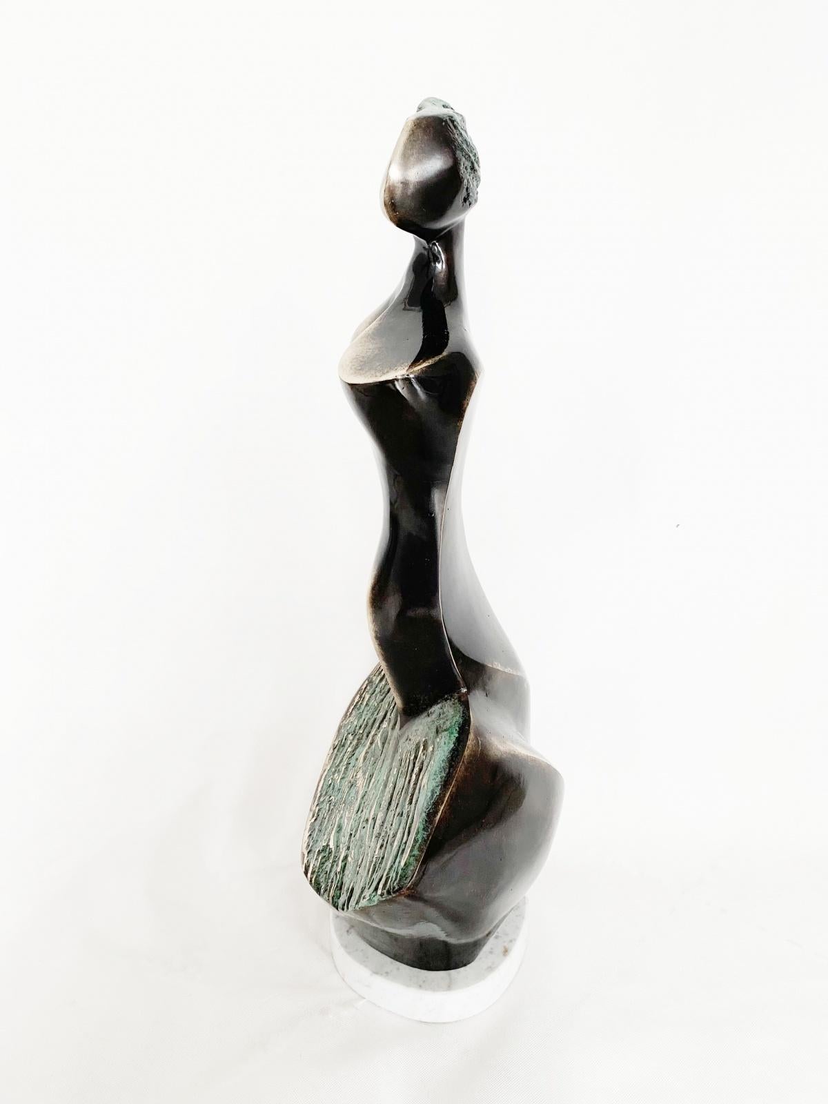 Vénus - Sculpture en bronze contemporaine, abstrait et figuratif, art polonais en vente 2