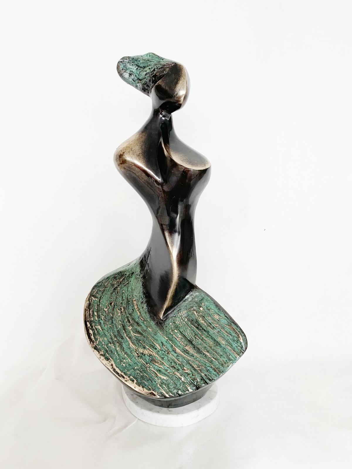 Vénus - Sculpture en bronze contemporaine, abstrait et figuratif, art polonais en vente 3