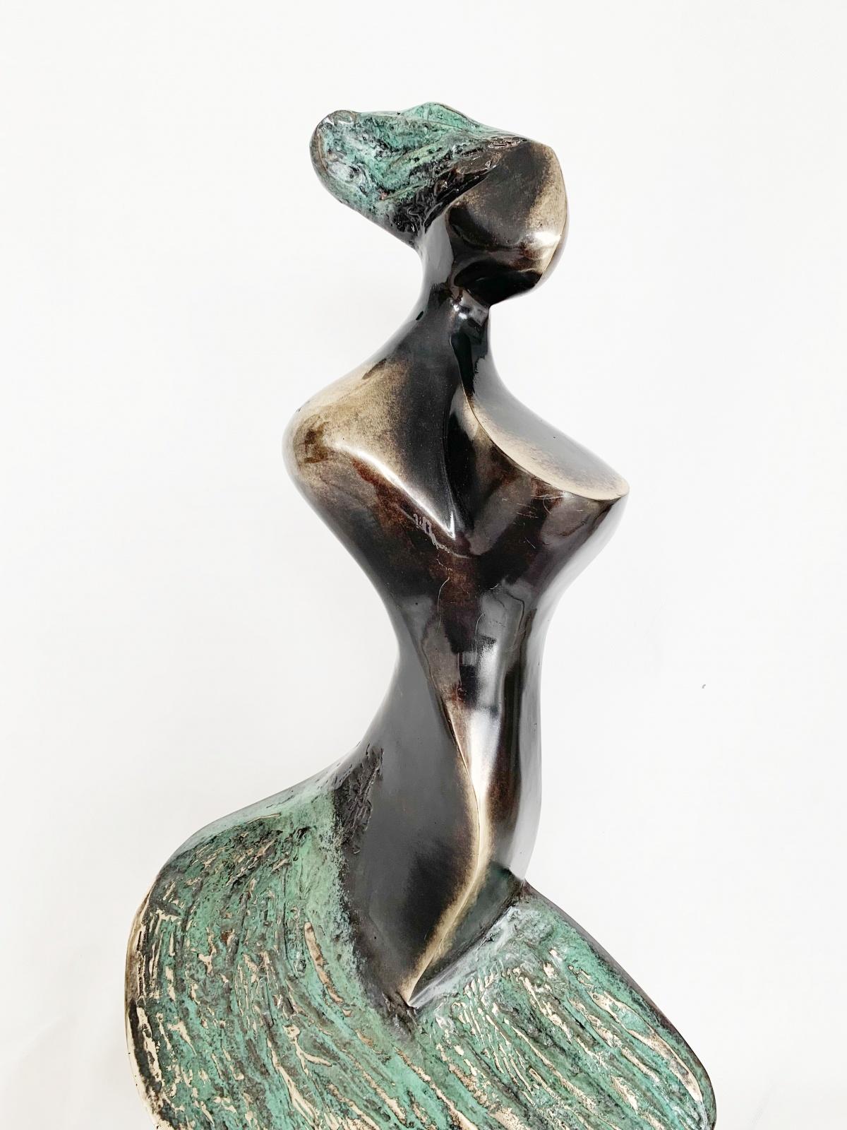 Vénus - Sculpture en bronze contemporaine, abstrait et figuratif, art polonais en vente 4