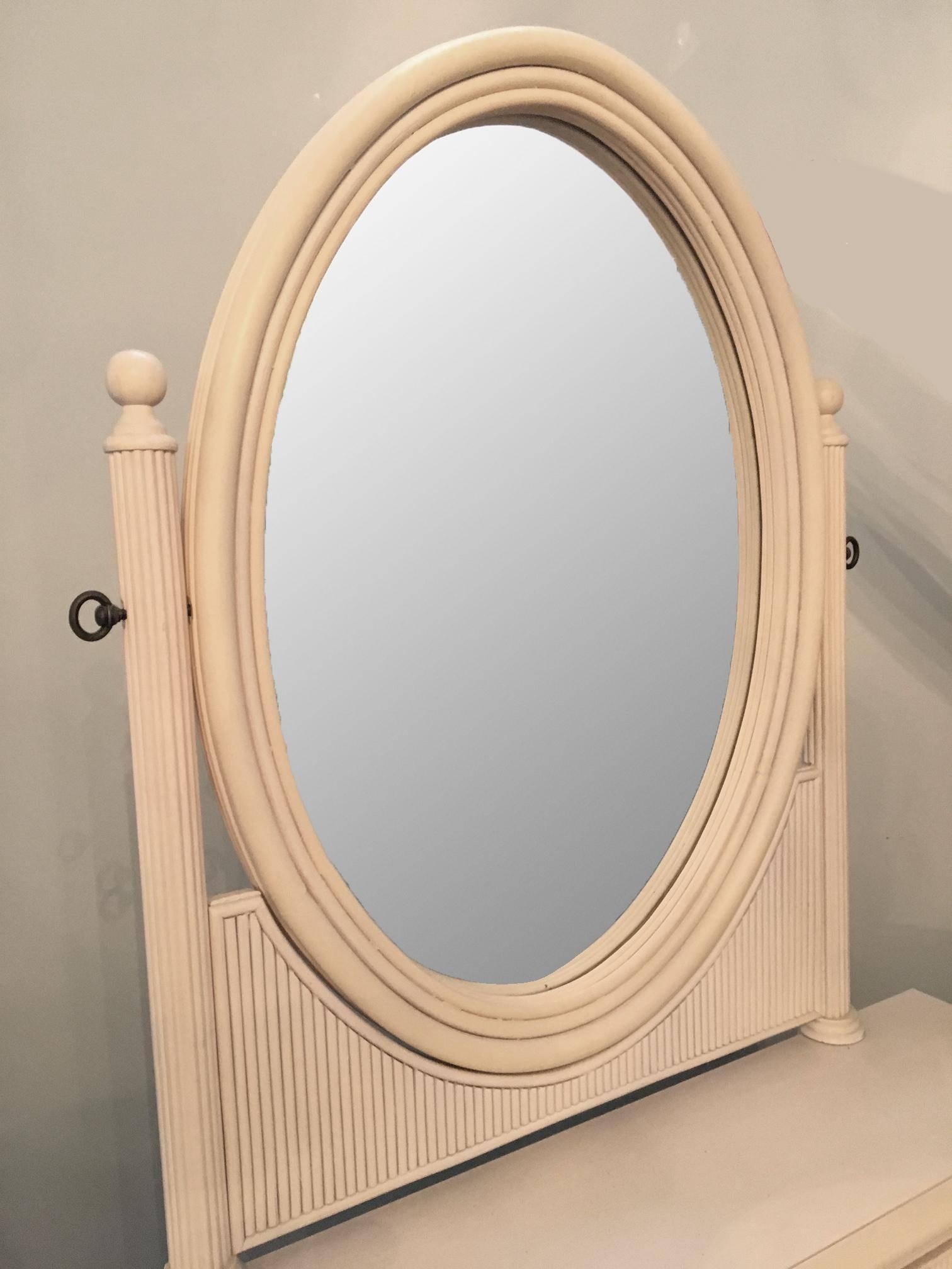 rattan dresser with mirror
