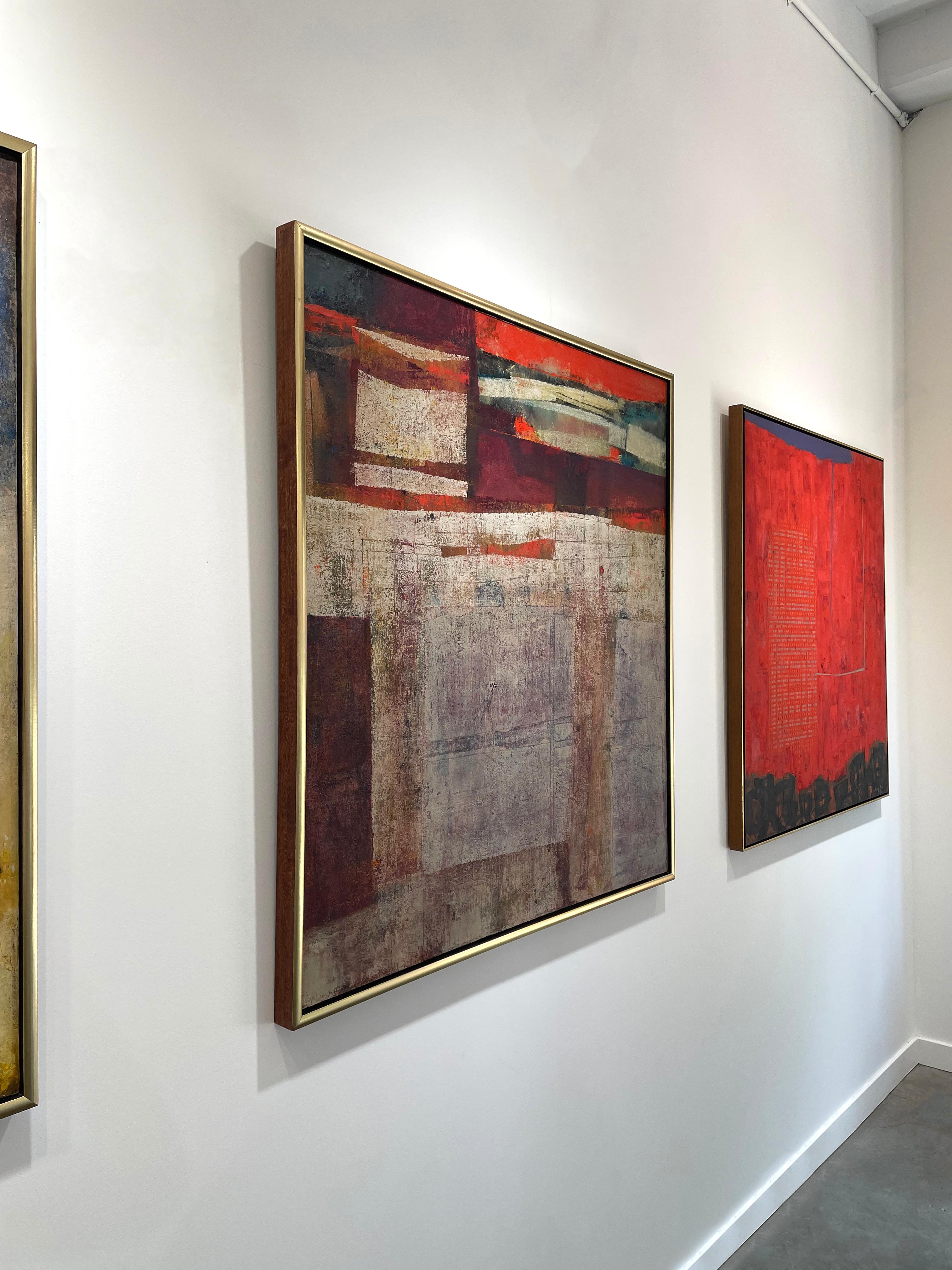 Cette œuvre abstraite moderne originale de l'expressionniste abstrait Stanley Bate présente une palette chaude et terreuse. Les formes organiques et rectangulaires y sont superposées à des couleurs sarcelles et crèmes profondes. Les deux tiers
