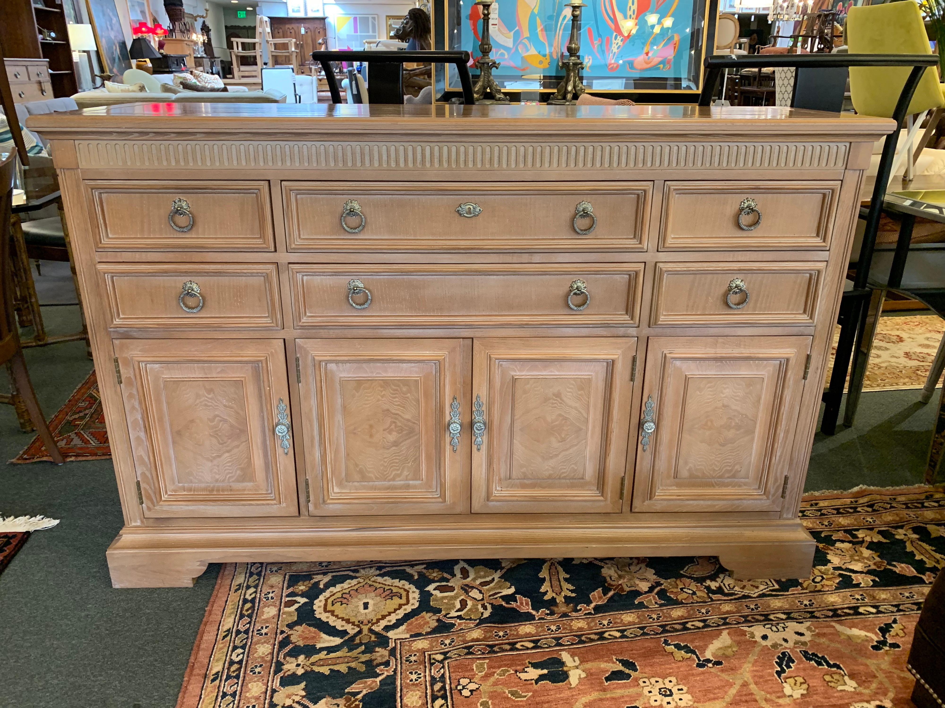Stanley furniture continental sideboard
Dimensions: 62.75 W, 19.25 D, 40.25 H.
  