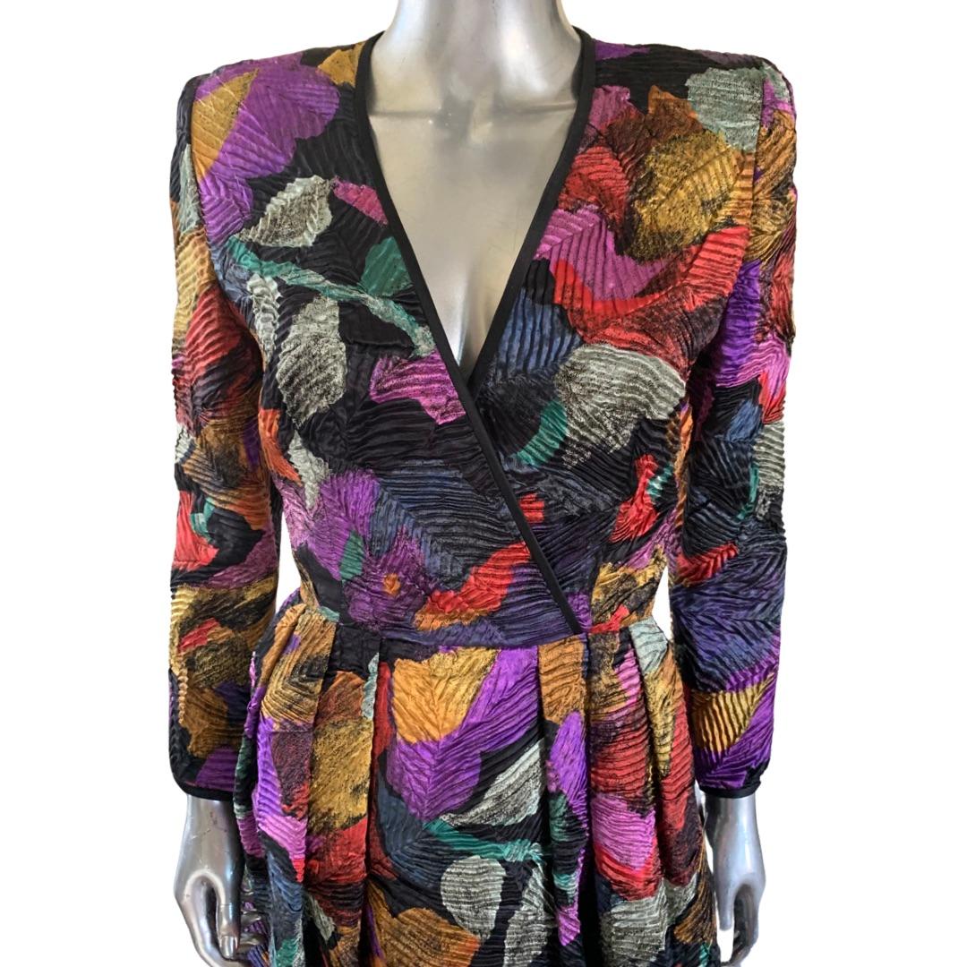 Stanley Platos and Martin Ross for Neiman Marcus Modern Art Plissé Dress Size 4 In Good Condition In Palm Springs, CA
