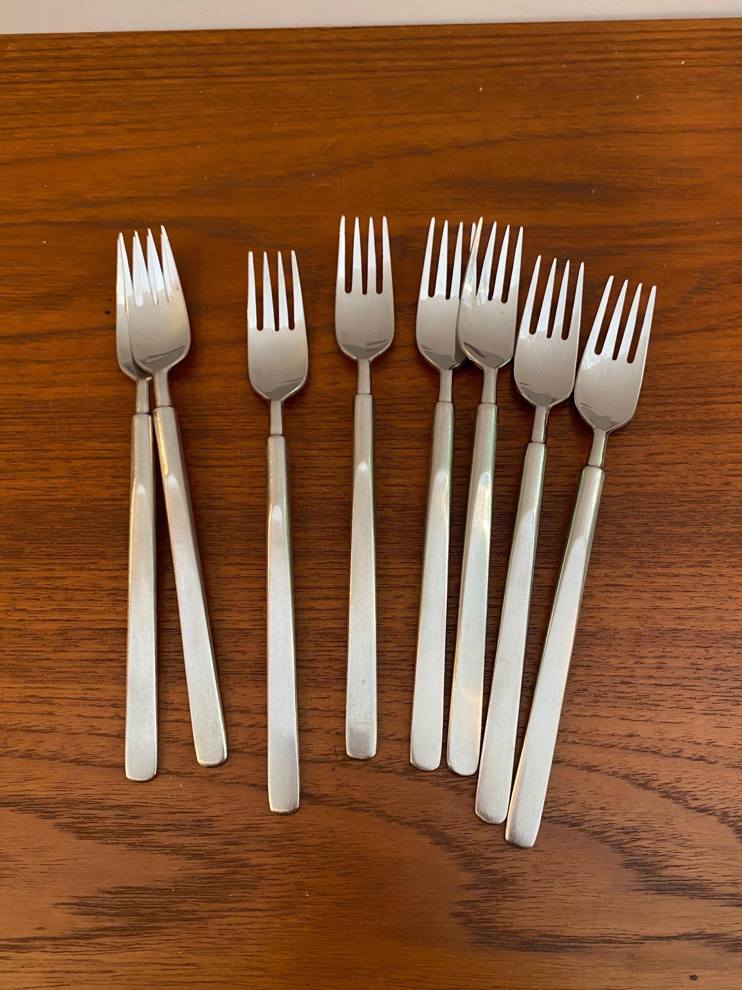 stanley roberts silverware